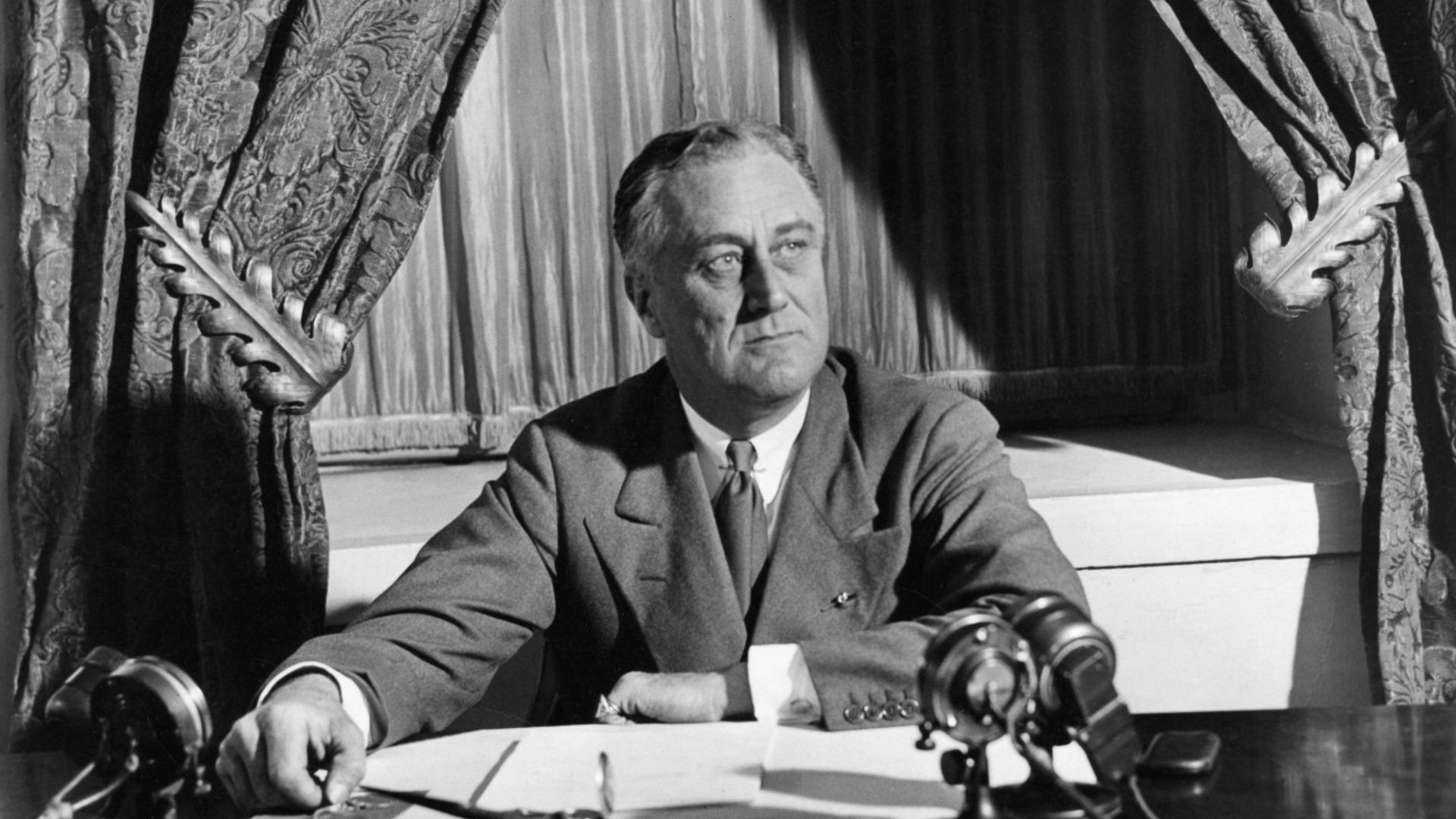 File:FDR-March-12-1933.jpg