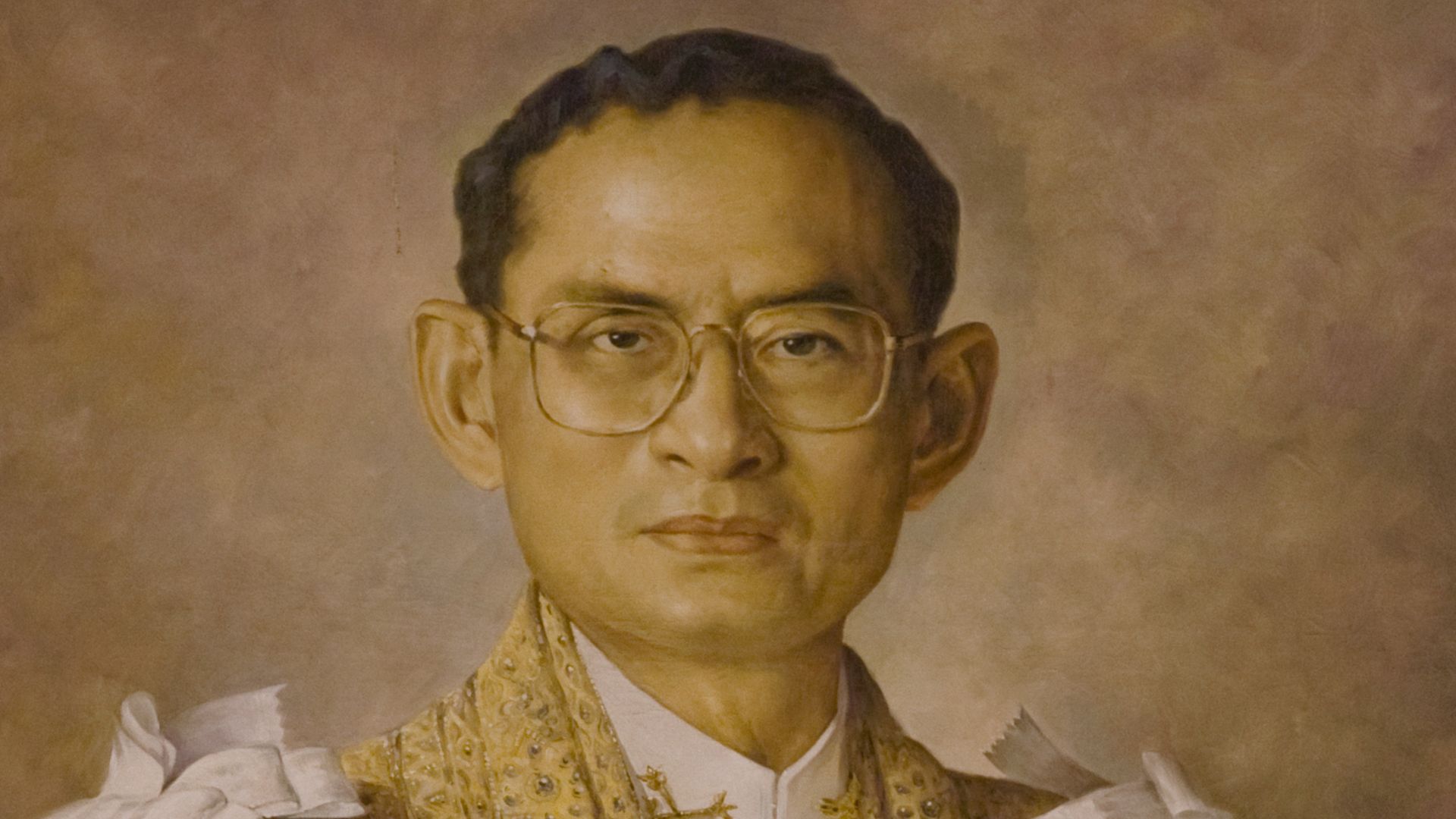 File:Portrait painting of King Bhumibol Adulyadej.jpg