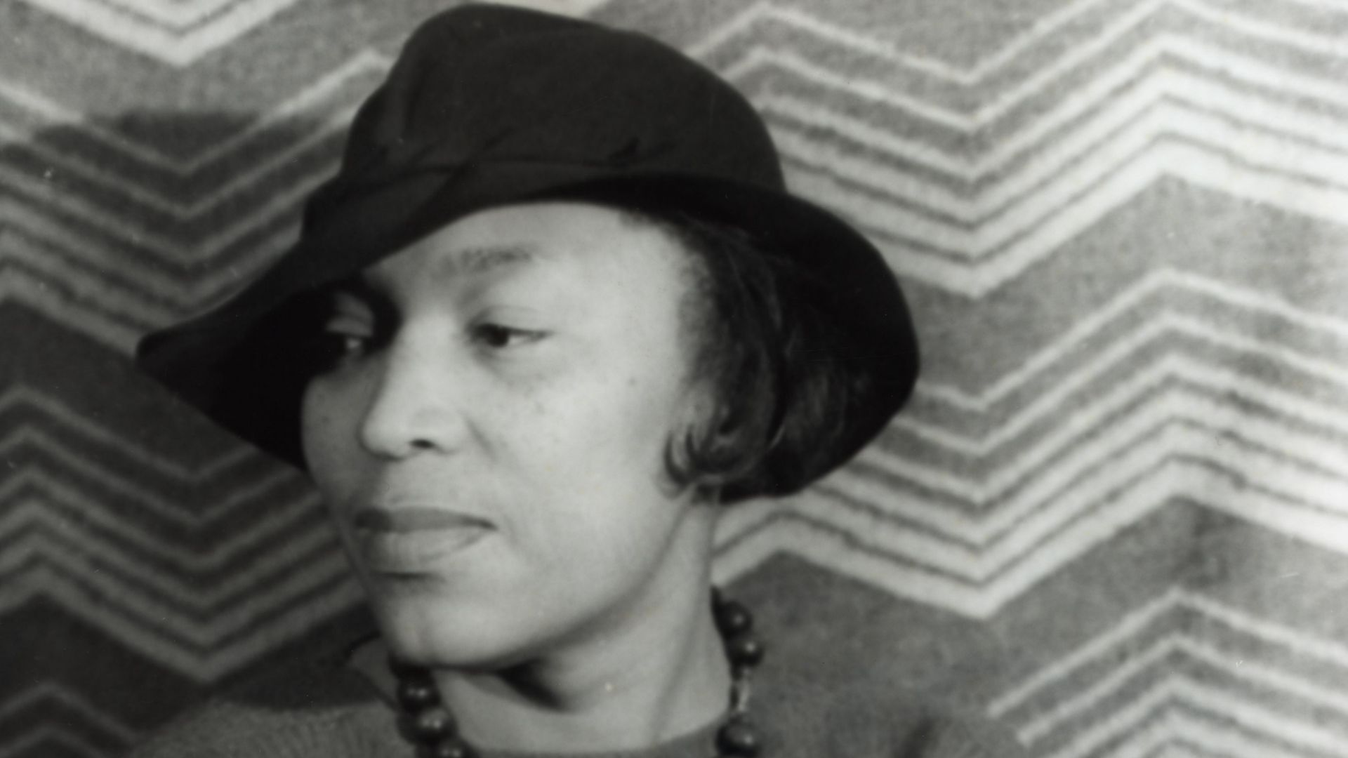 File:Zora Neale Hurston (1938).jpg
