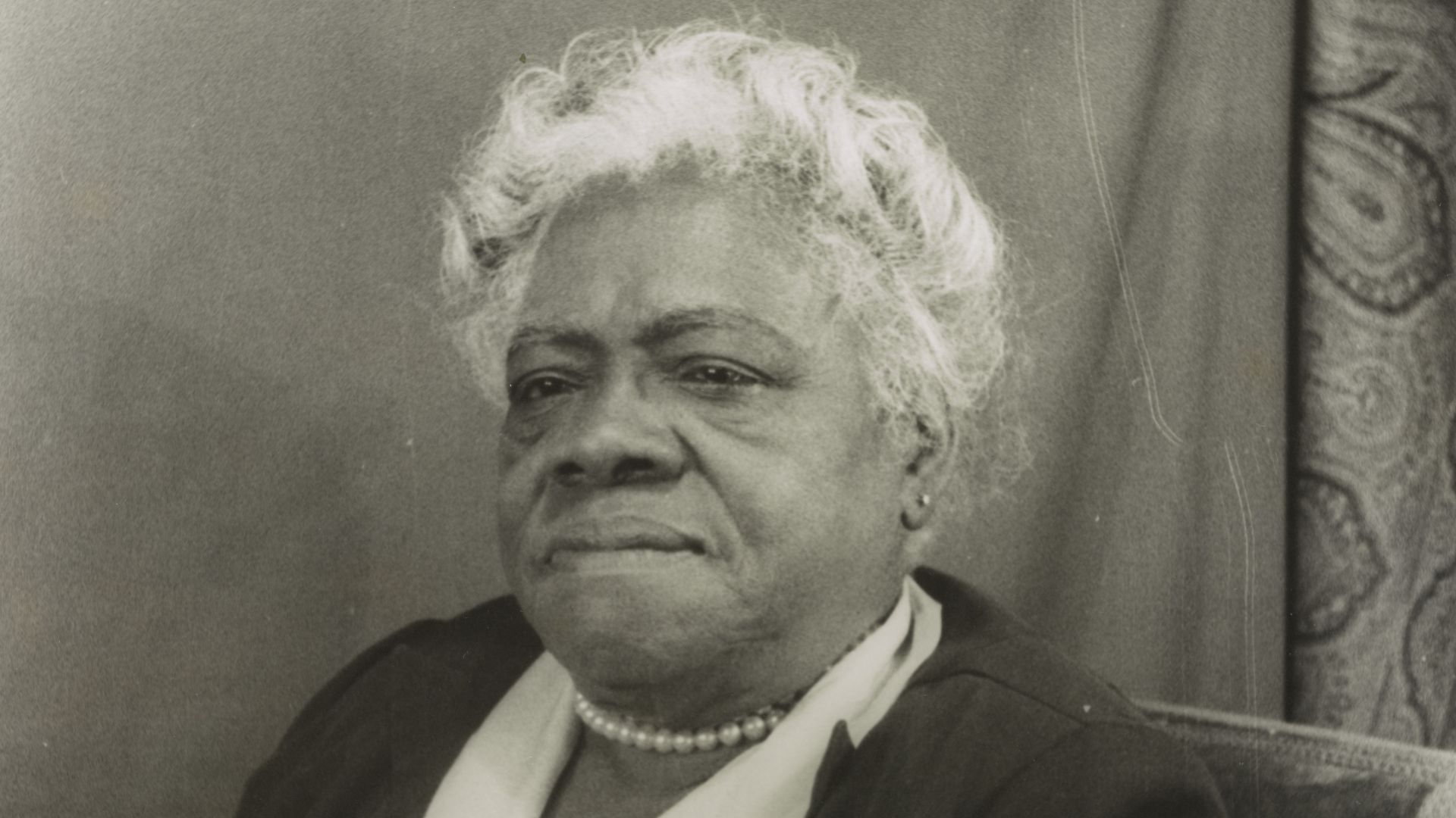File:Portrait of Mary McLeod Bethune LCCN2004662601.jpg