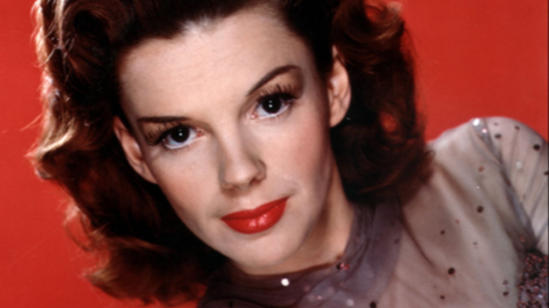 File:Judy Garland publicity photo.png