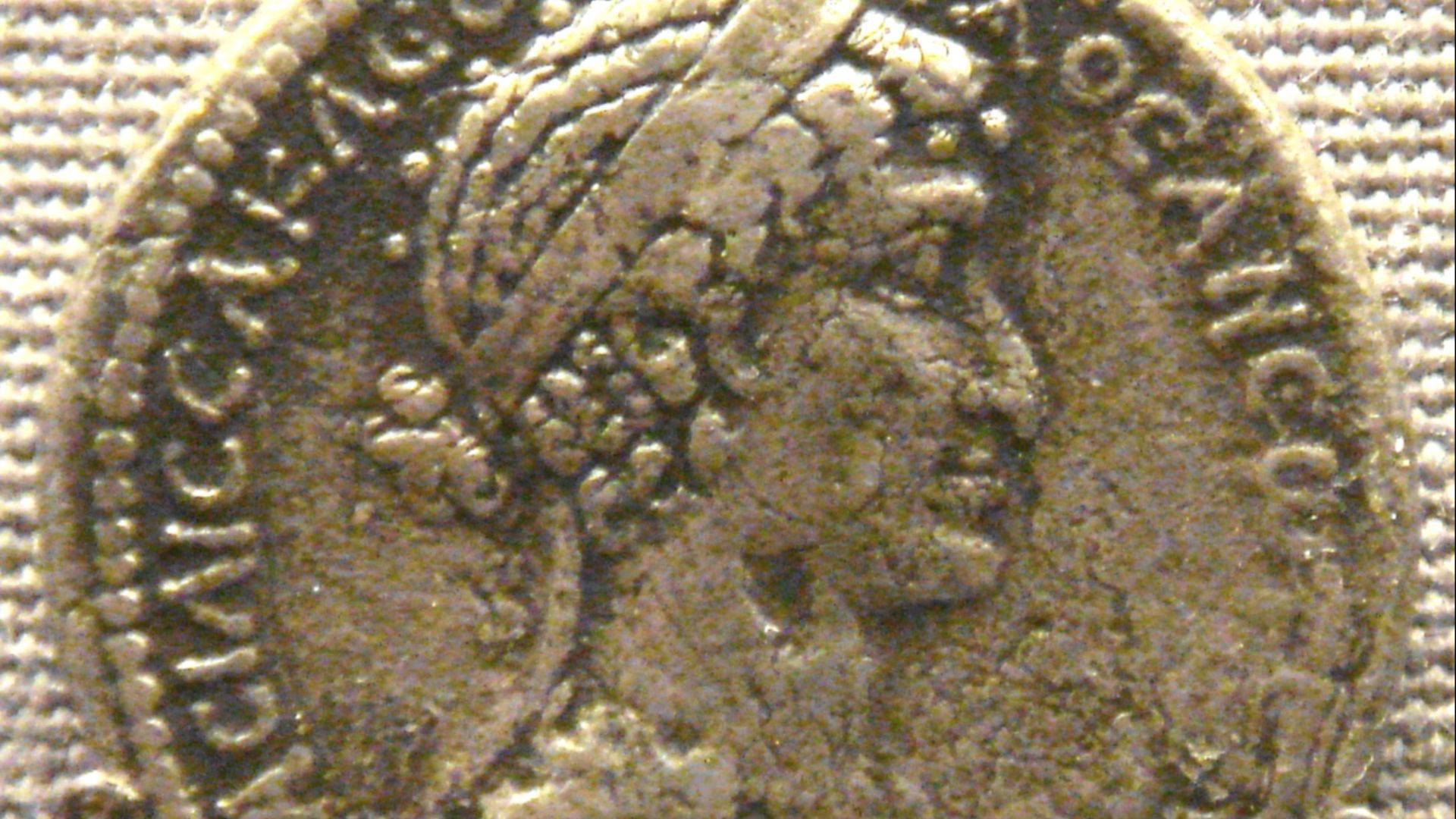 File:Cleopatra VII tetradrachm Syria mint.jpg