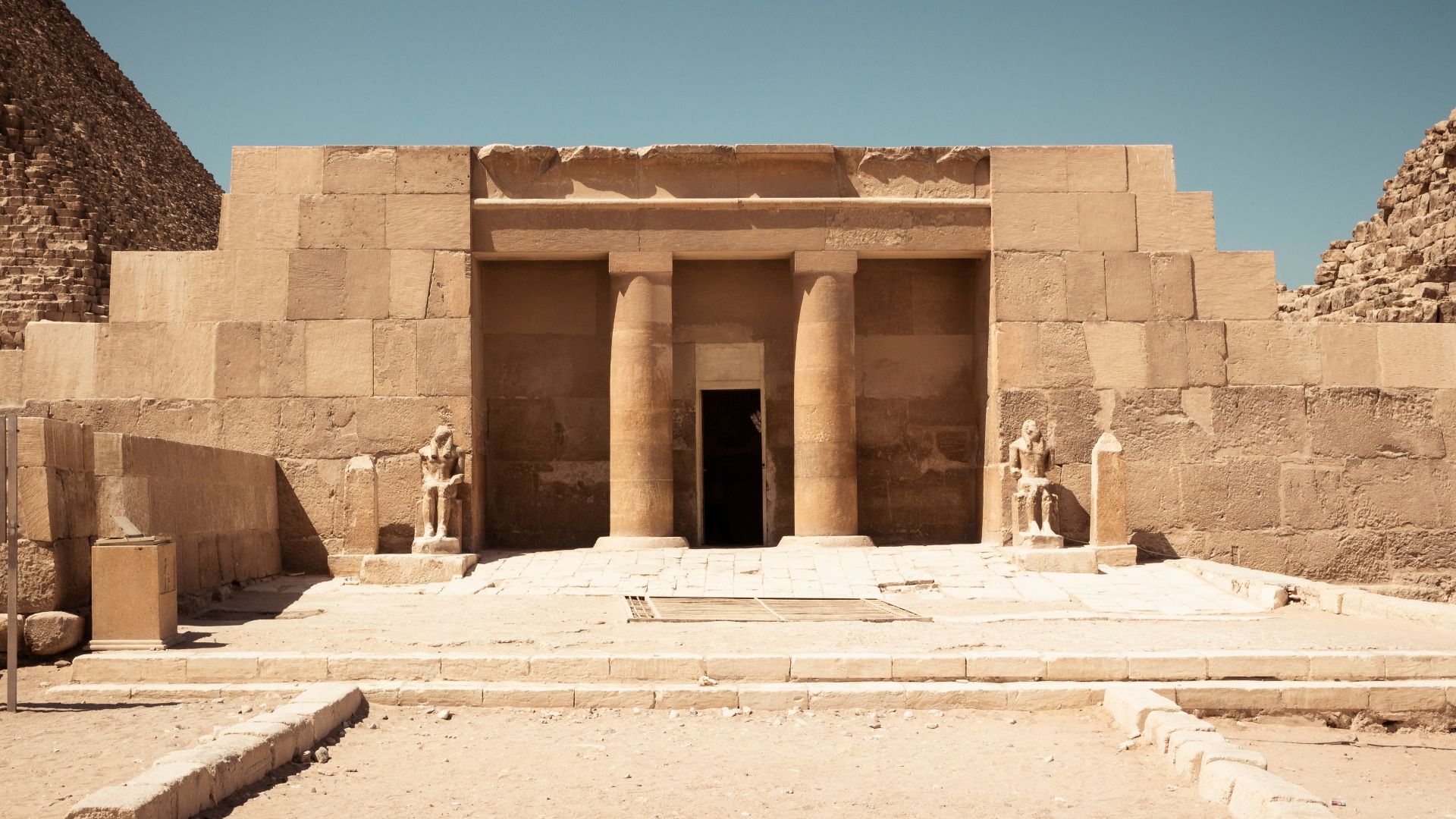 The Mortuary Temple Of Khufu at Giza Pyramid
