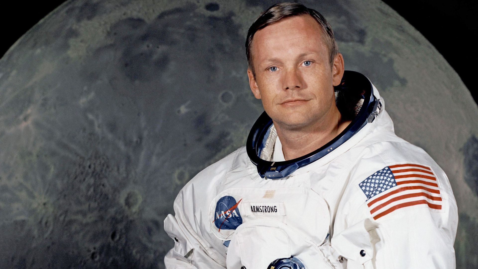 File:Neil Armstrong pose.jpg