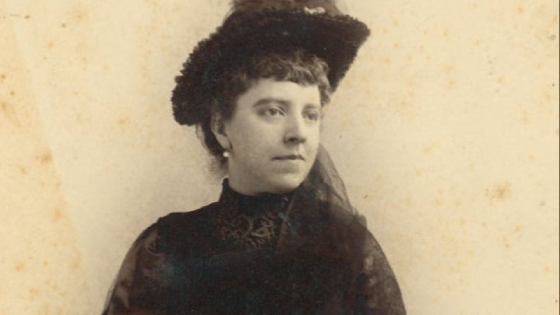 File:Nancy Fish Barnum 1888.jpg