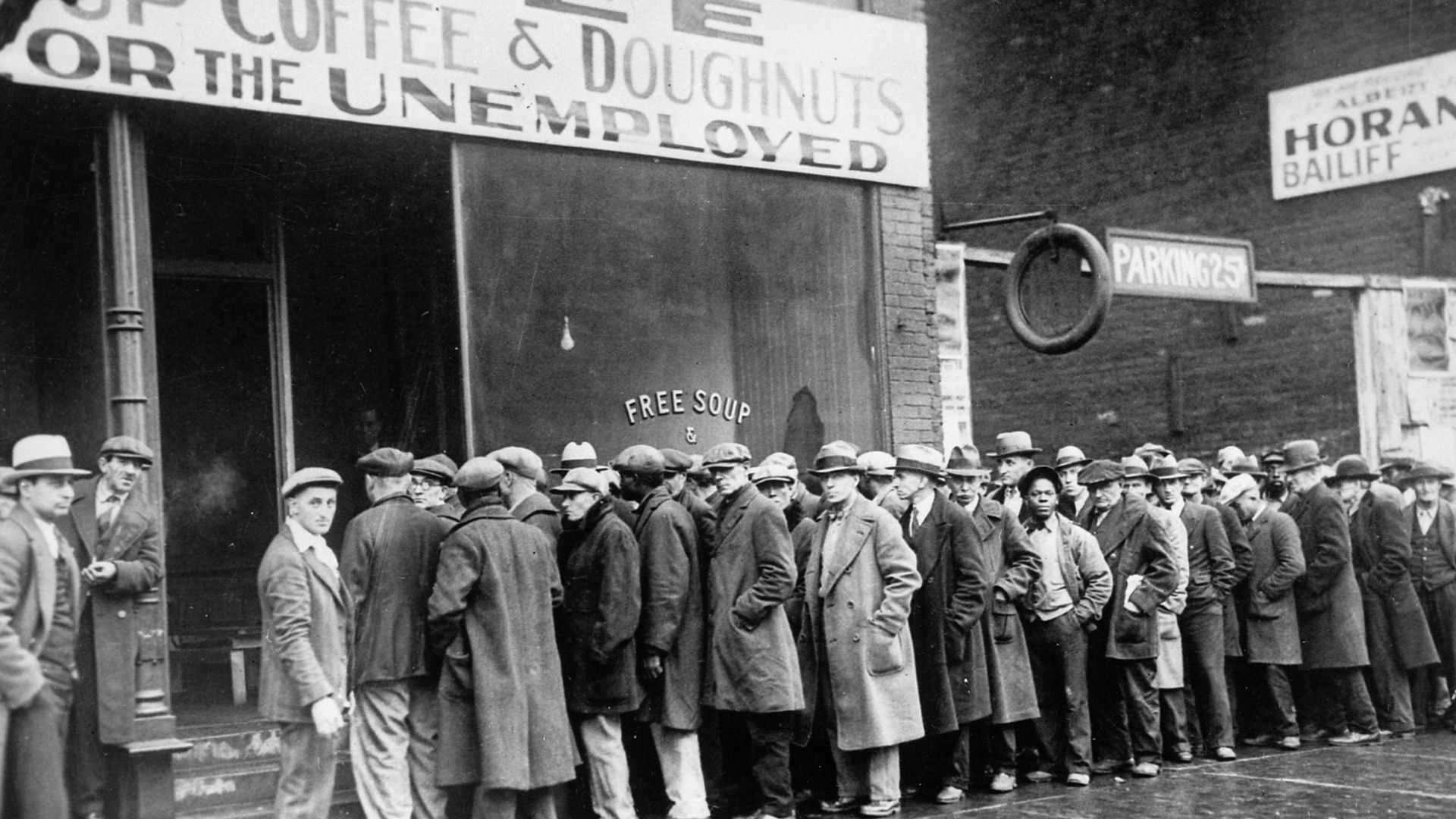 File:Unemployed men queued outside a depression soup kitchen opened in Chicago by Al Capone, 02-1931 - NARA - 541927.jpg