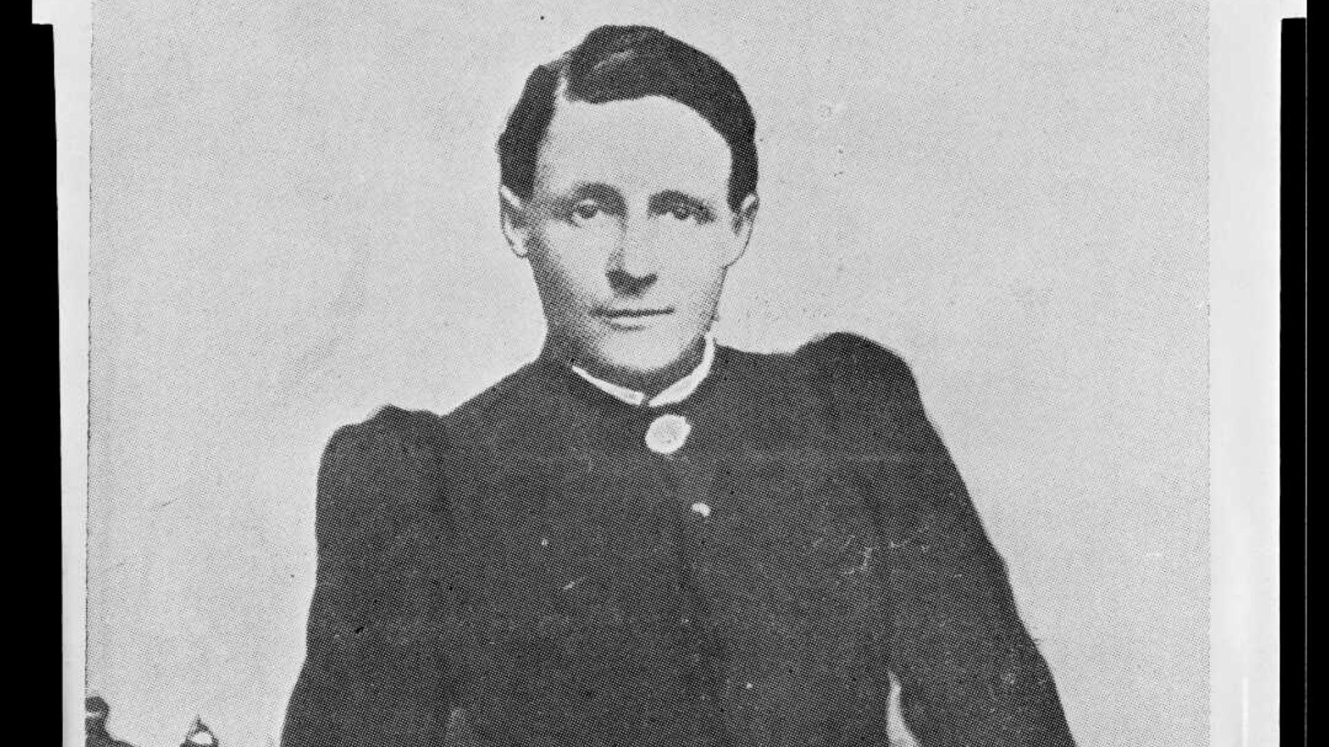 File:Amy Bock, circa 1905.jpg
