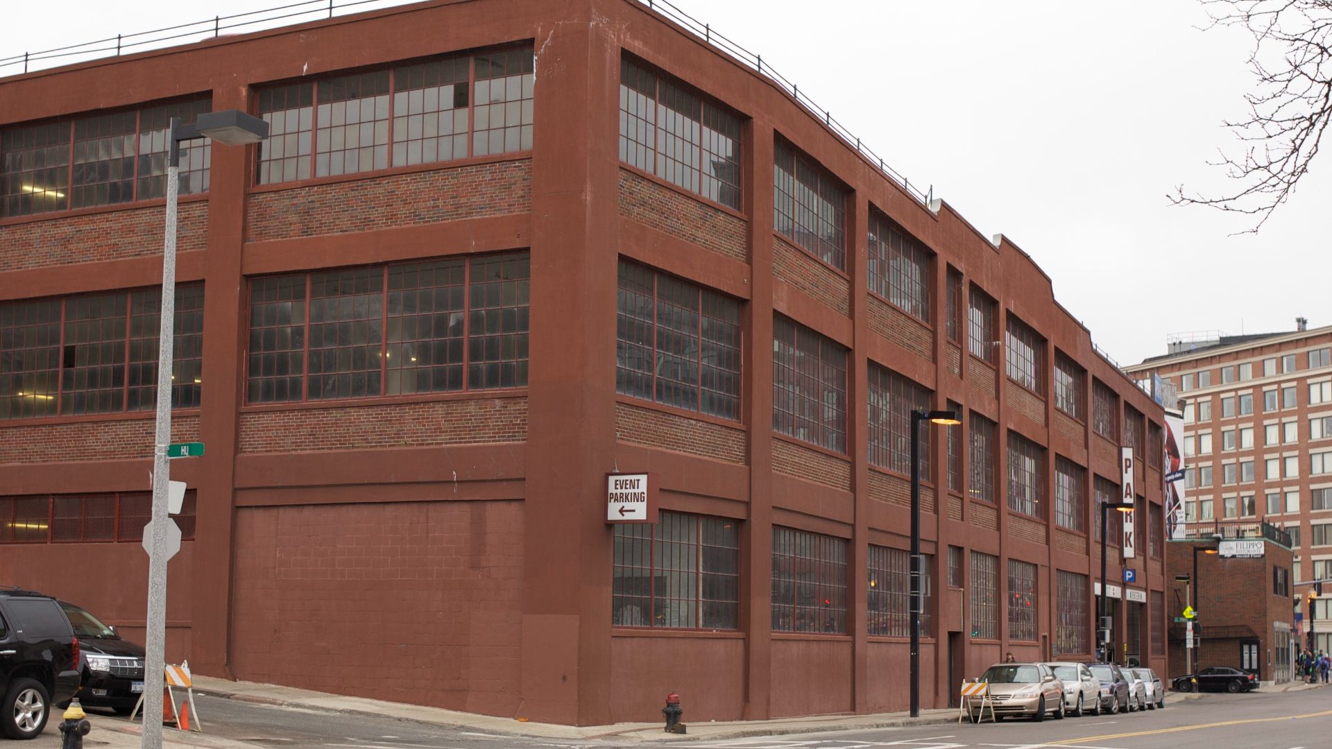 File:Boston MA North Terminal Garage.jpg