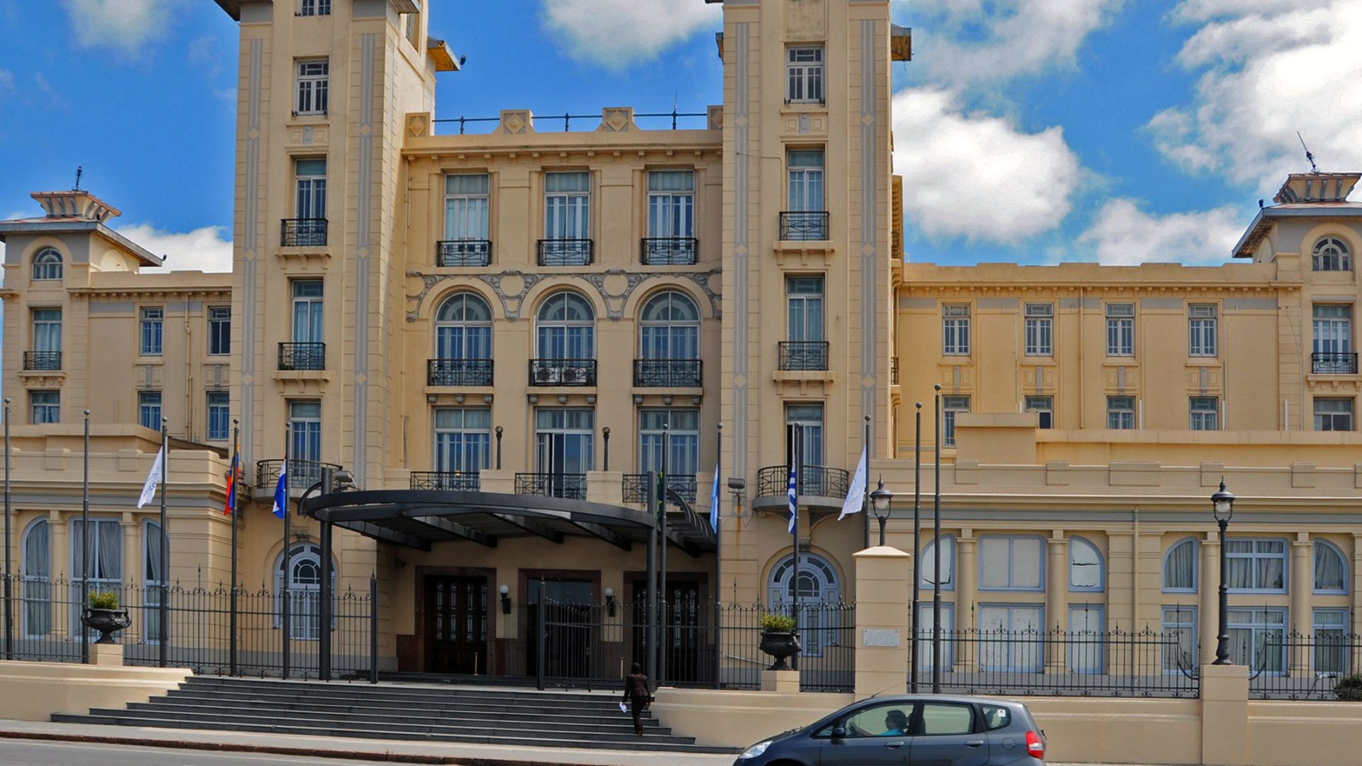 File:Edificio Mercosur - panoramio (10).jpg