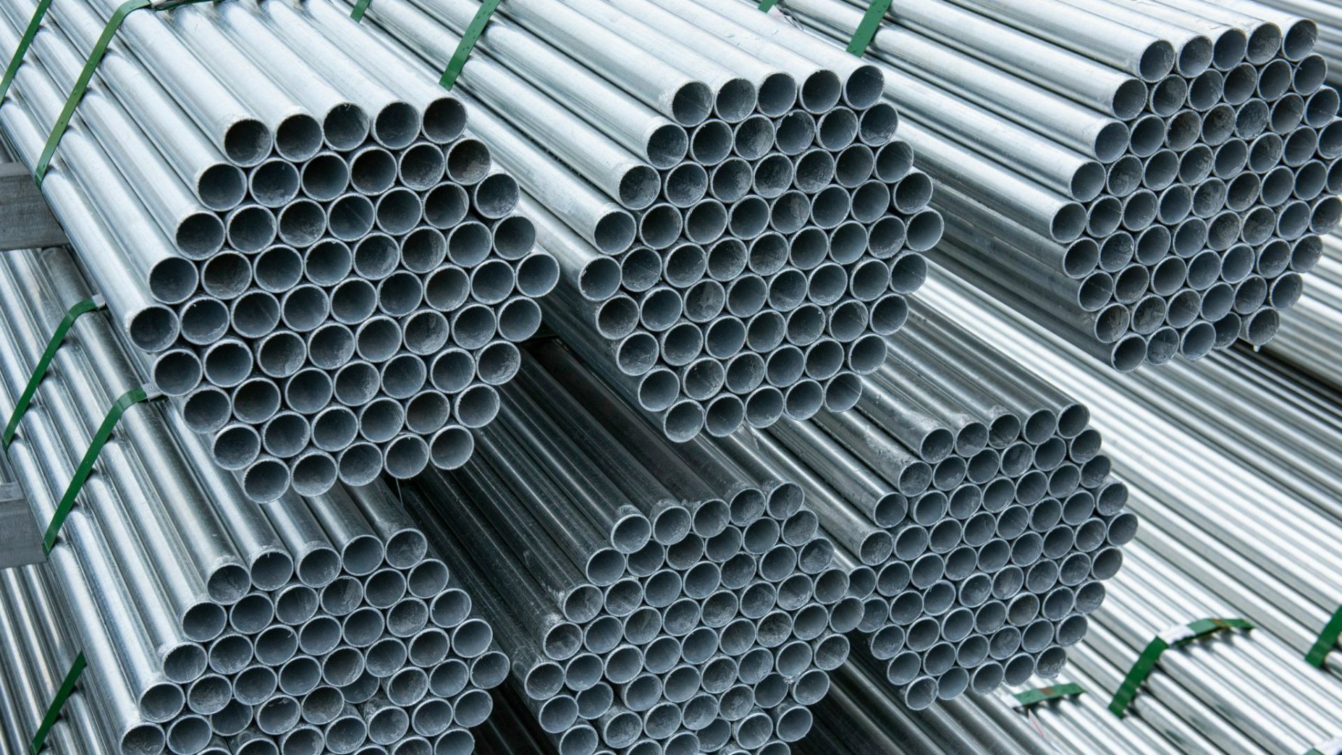 File:Steel pipe.jpg