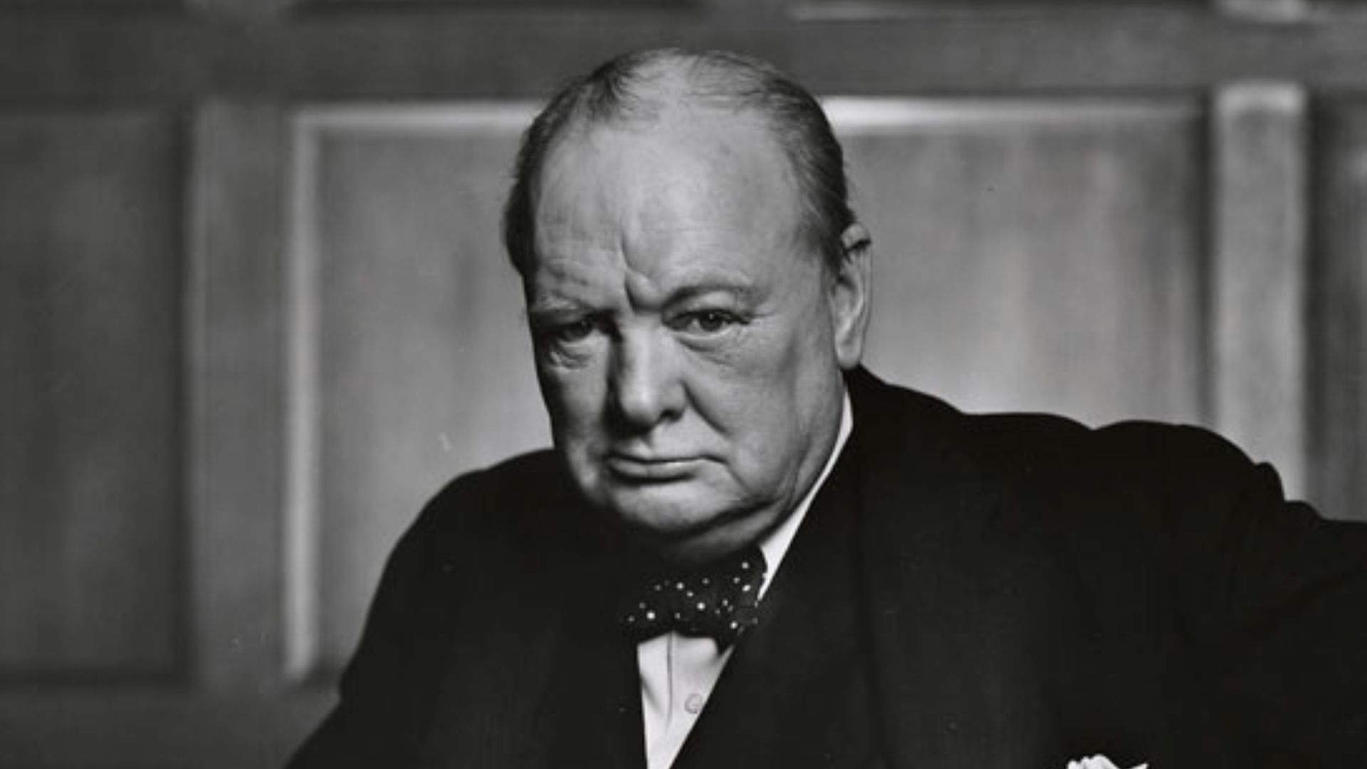 File:Sir Winston Churchill (19086236948).jpg