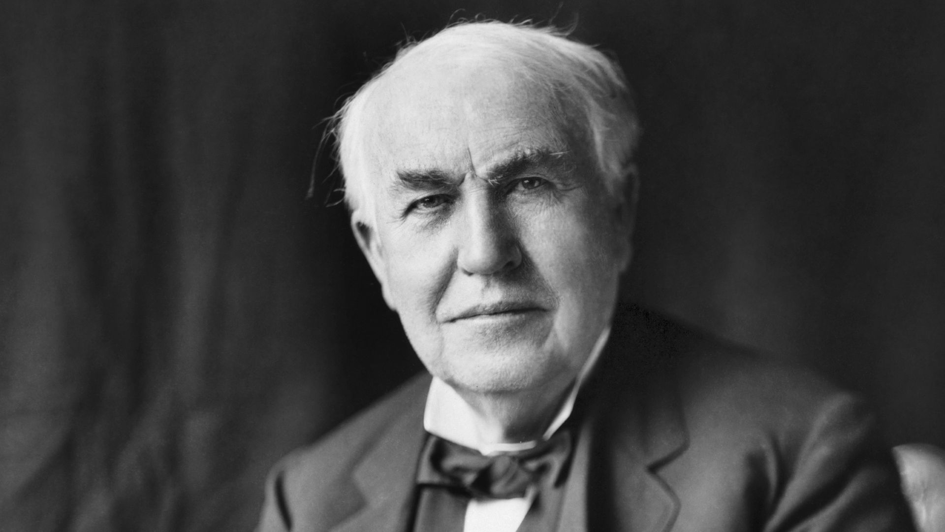 File:Thomas Edison2.jpg