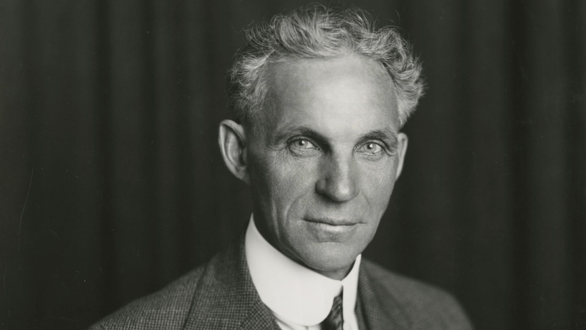 File:Henry Ford portrait 1915 original (cropped).png