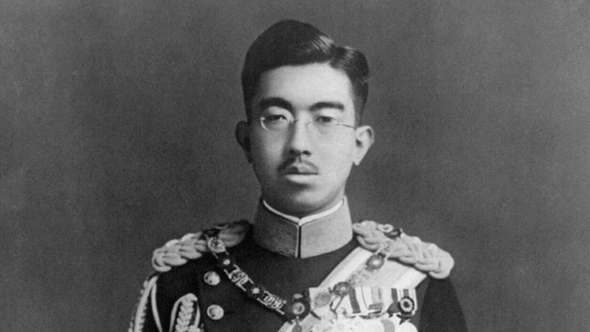 File:Hirohito in dress uniform.jpg