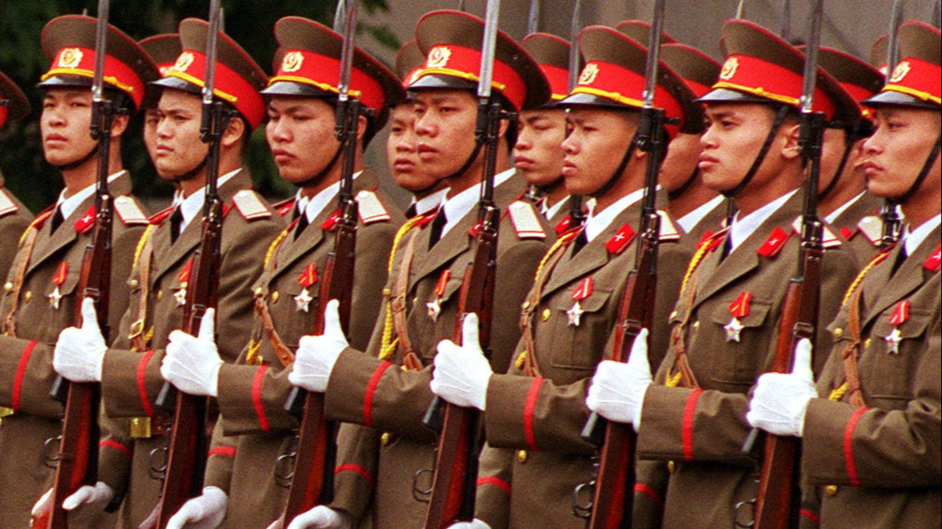 File:Soldiers of Vietnam People's Army.jpg