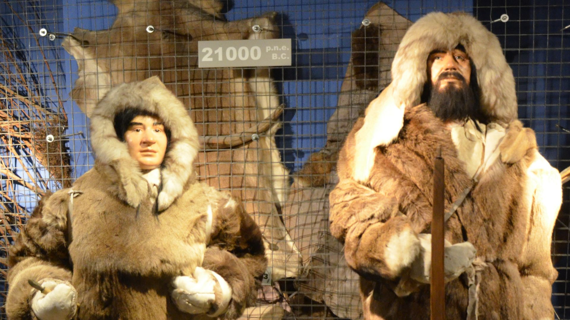 File:02022 0003-001 fur clothing from the Paleolithicfur clothing from the Paleolithic, MAK.jpg