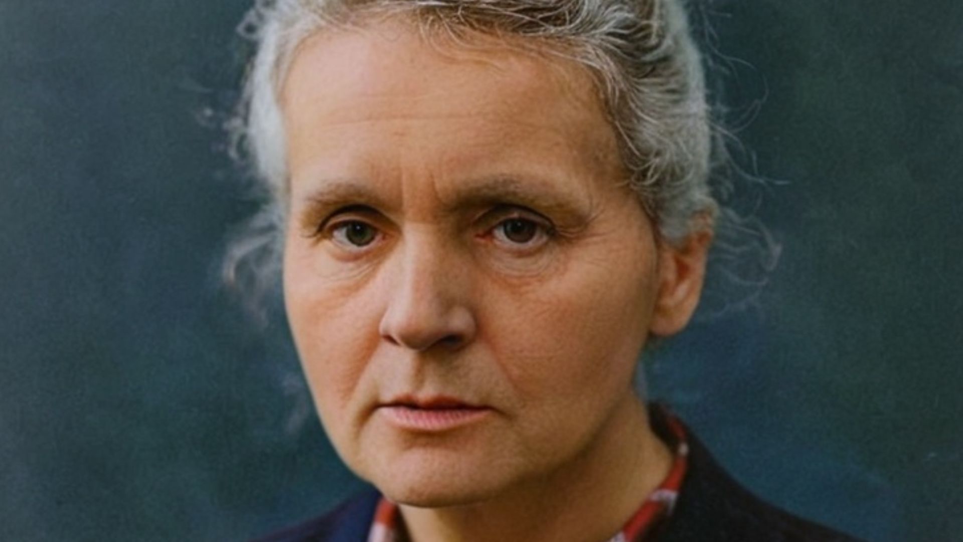 File:Marie Curie c. 1920s colorized.jpg