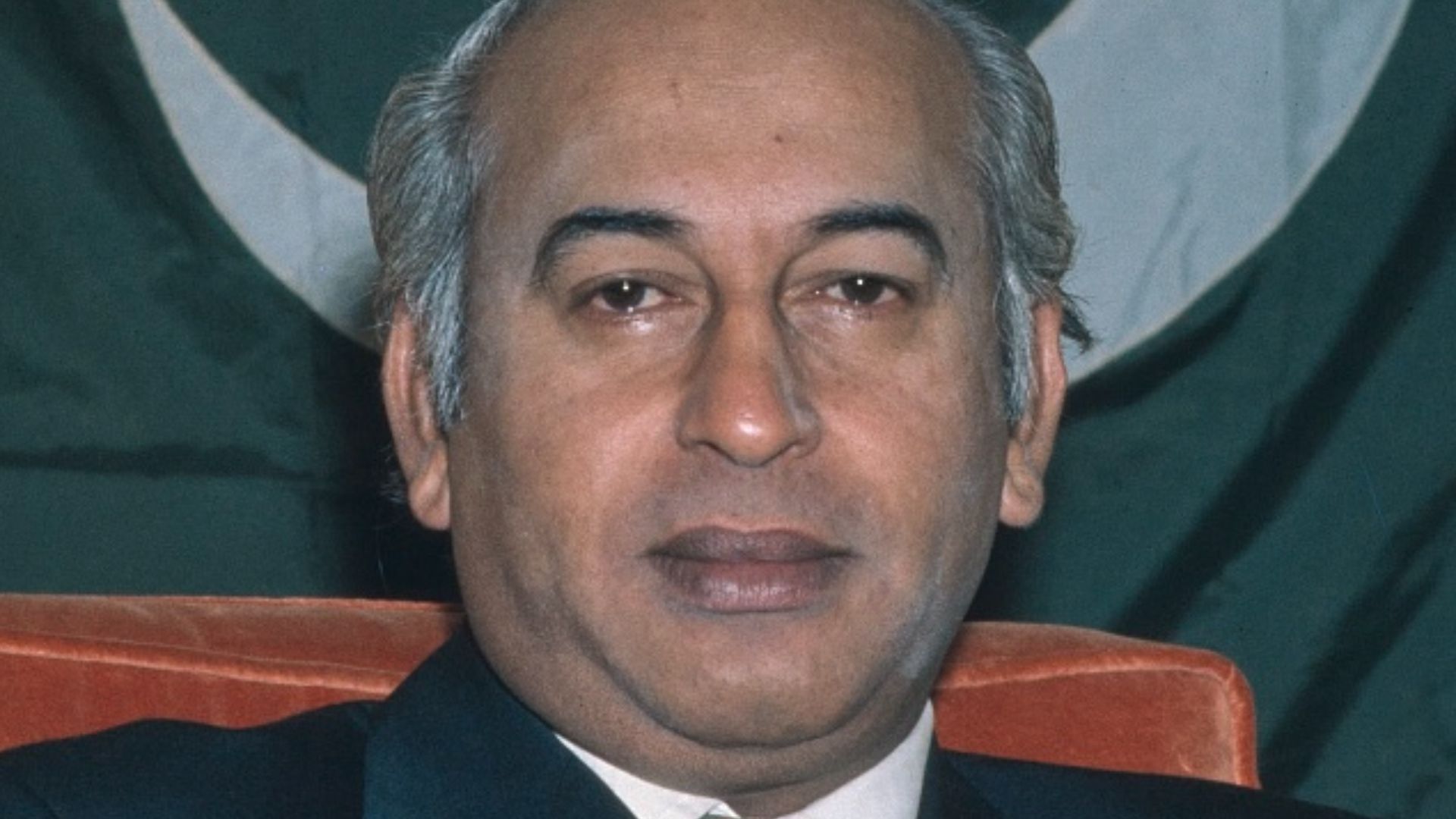 File:Zulfikar Ali Bhutto Portrait.jpg