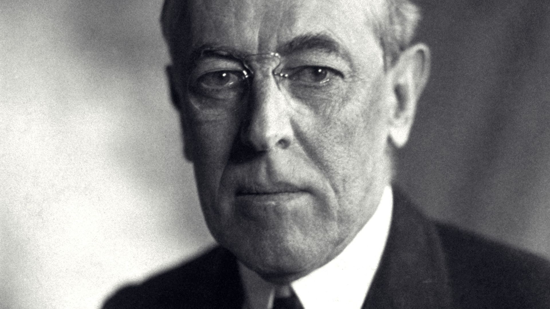 File:Thomas Woodrow Wilson, Harris & Ewing bw photo portrait, 1919.jpg