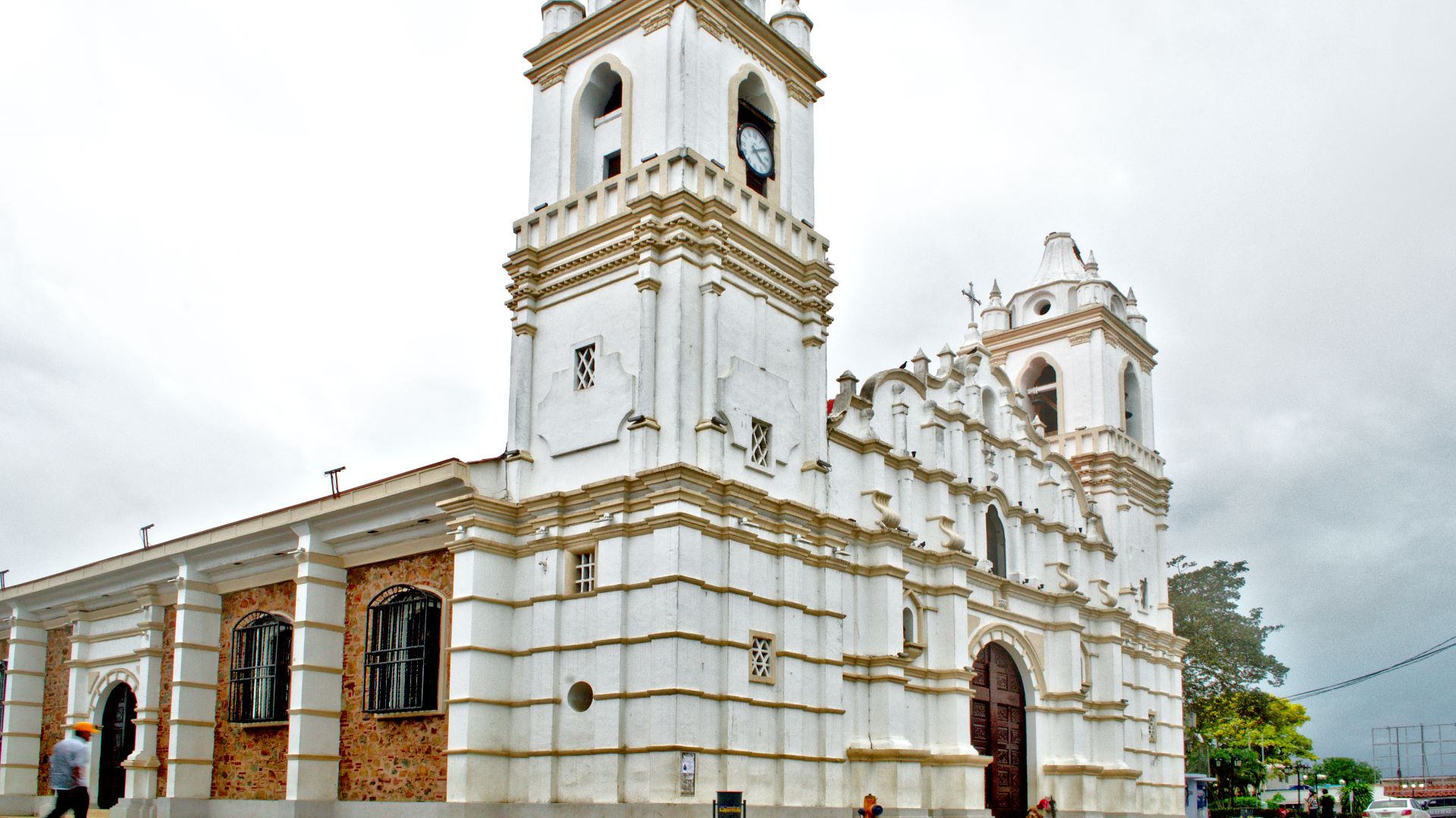 File:Catedral San Juan Bautista. Chitré, Herrera..jpg
