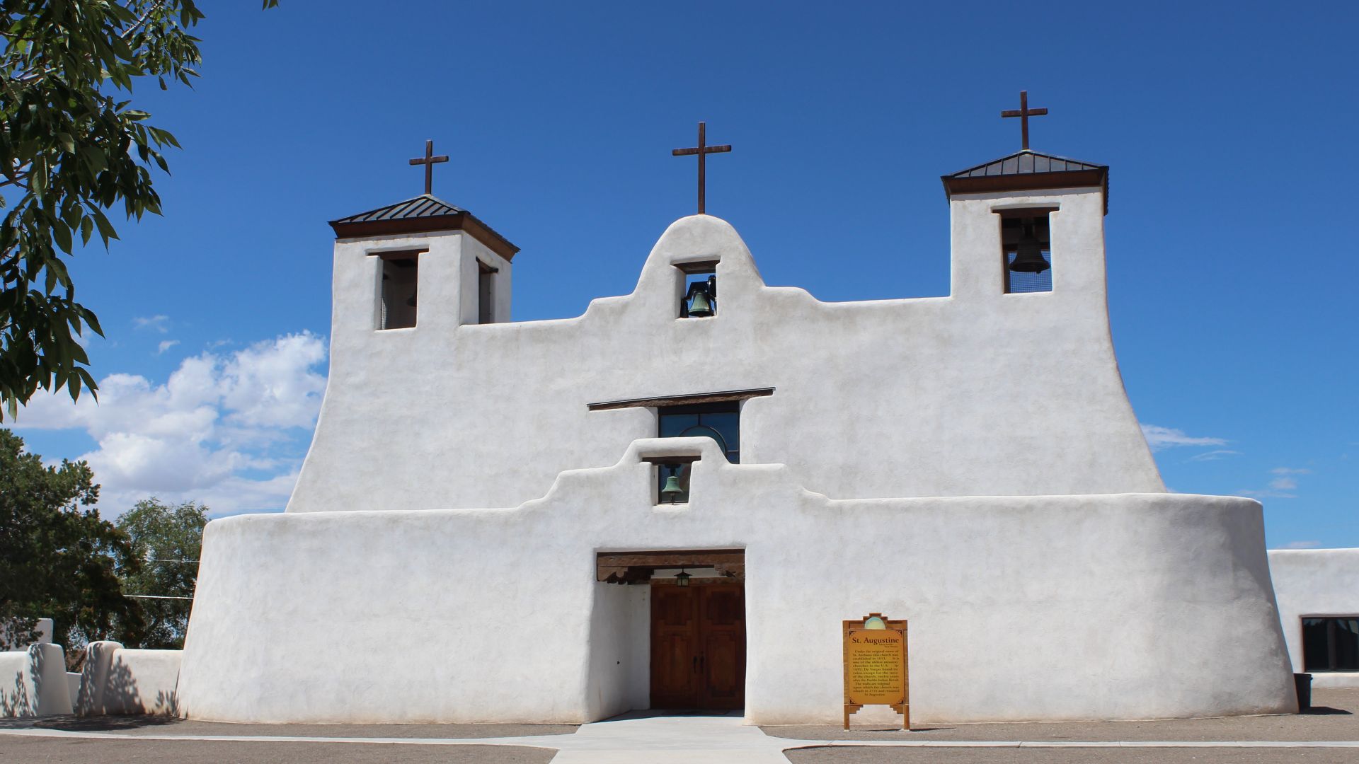 File:2014.08.05 - San Agustín de la Isleta Mission (4).JPG