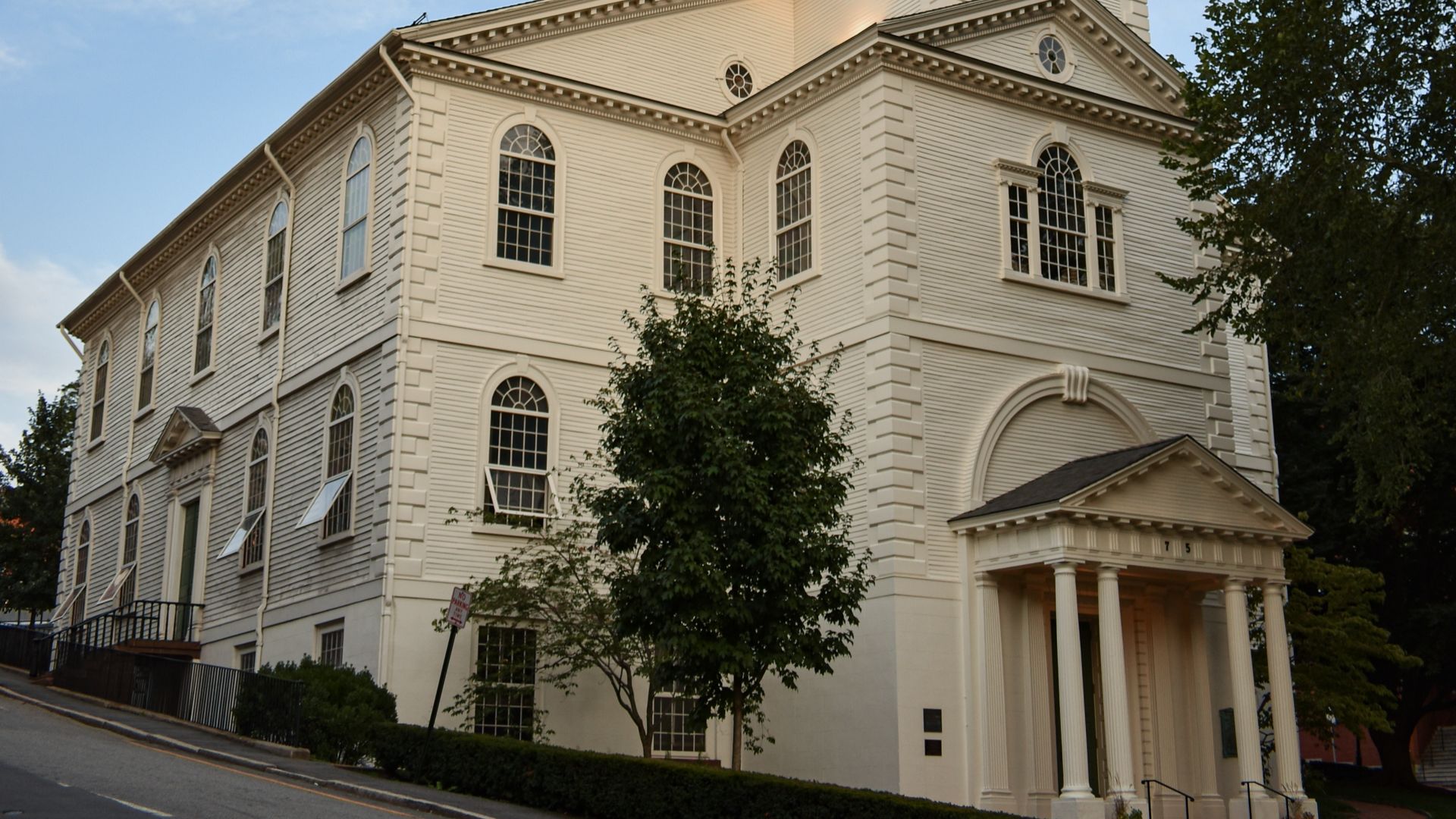 File:First Baptist Church in America from Angell St.jpg