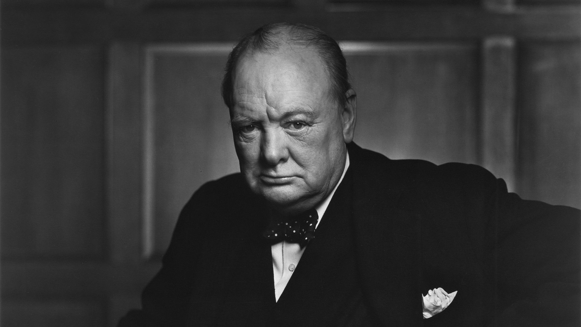 File:Sir Winston Churchill - 19086236948.jpg
