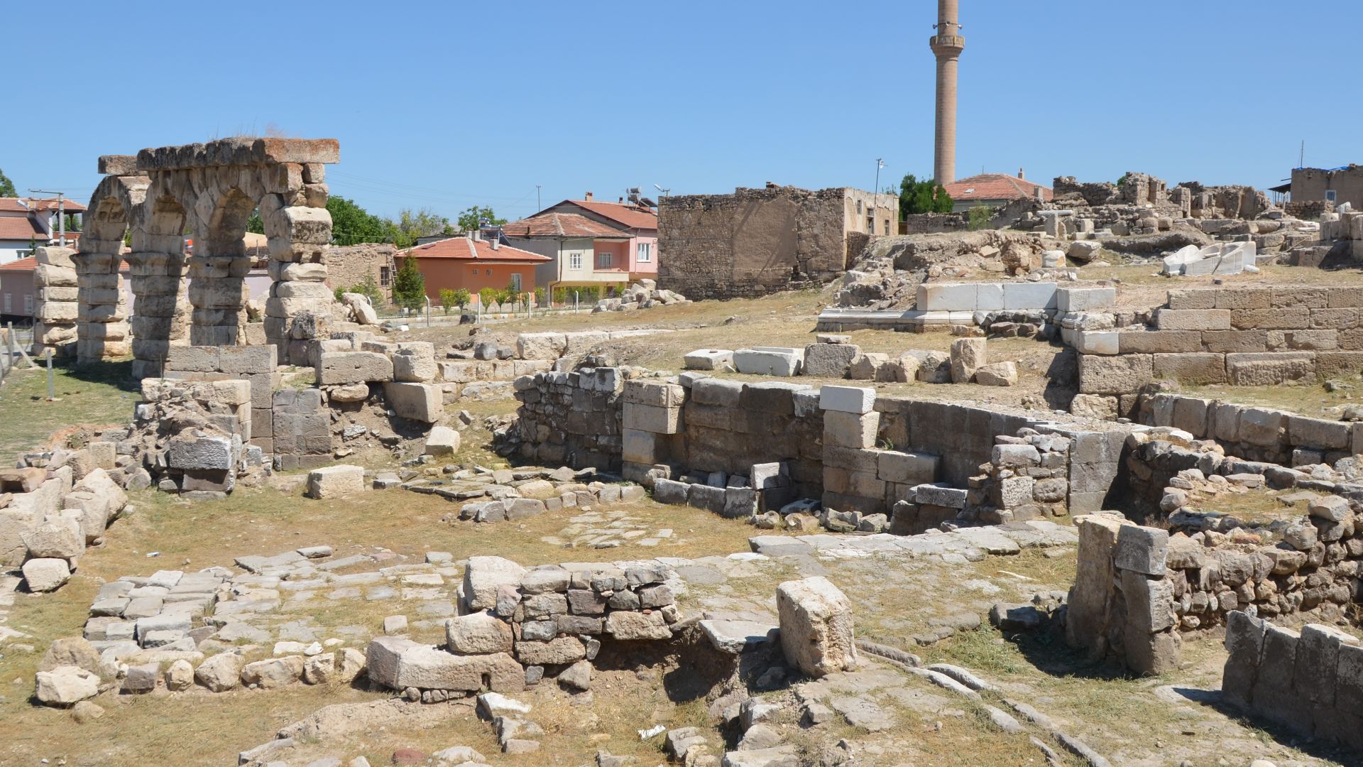 File:Tyana, Cappadocia, Turkey (23777547228).jpg