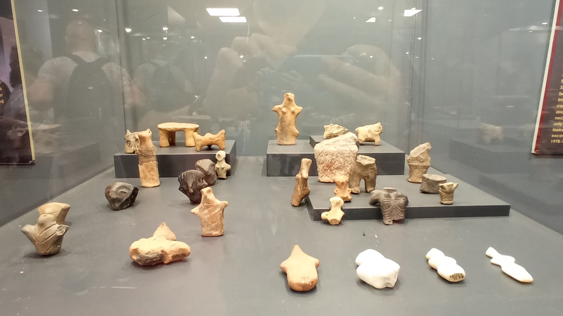 File:Vinča exponents 14.jpg