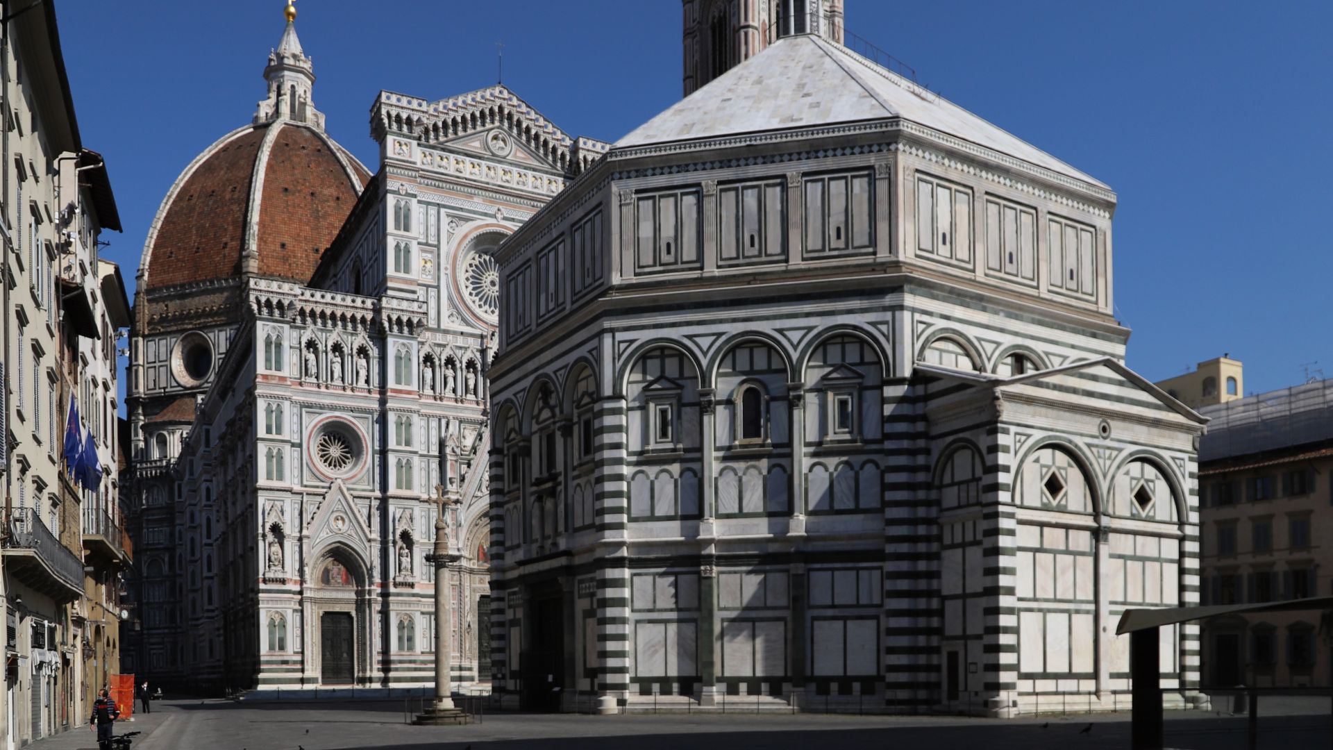 File:Firenze, piazza san giovanni e piazza del duomo durante il lockdown (2020).jpg