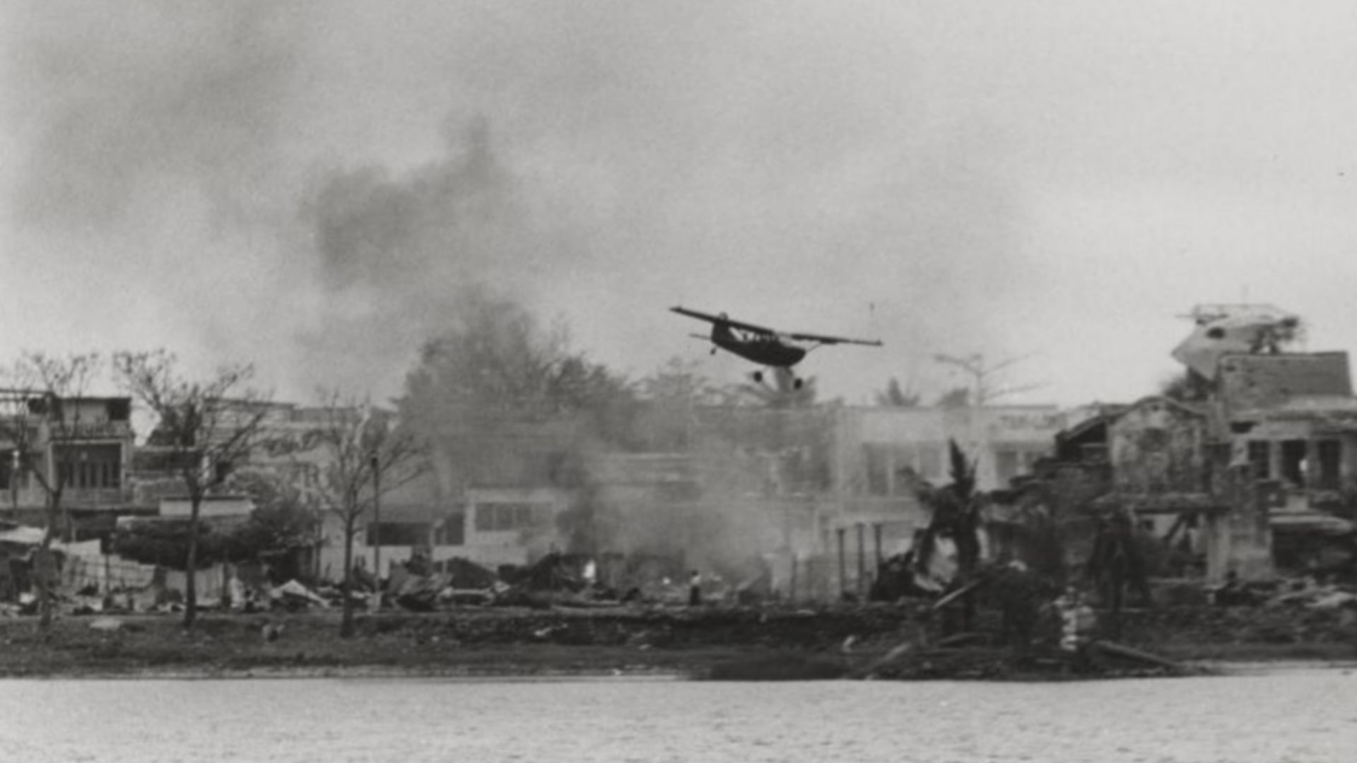 File:Marine Observation Plane, 23 February 1968 (15808124453) (cropped).jpg