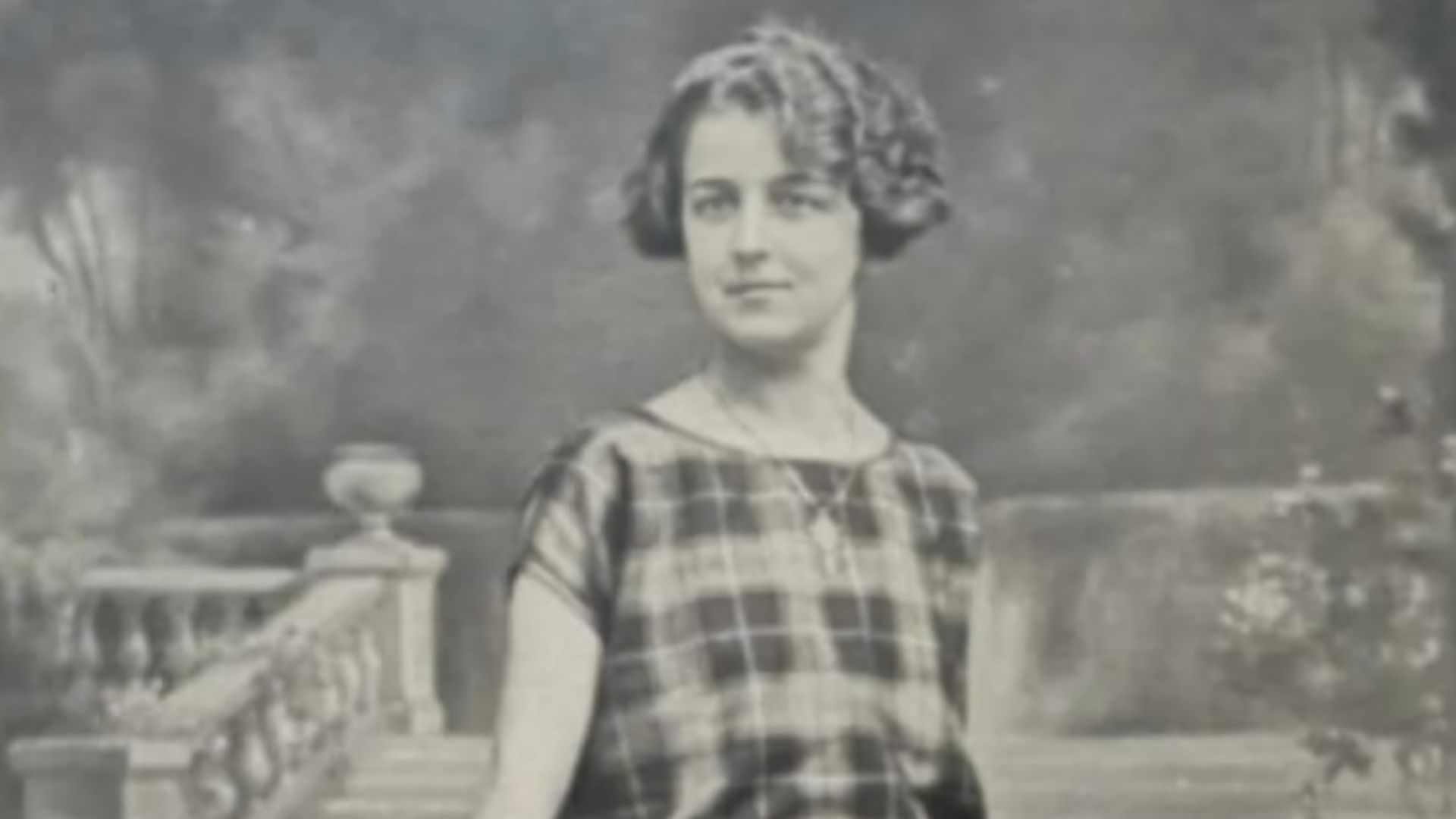 File:Lucile Randon as a Young Woman.jpg