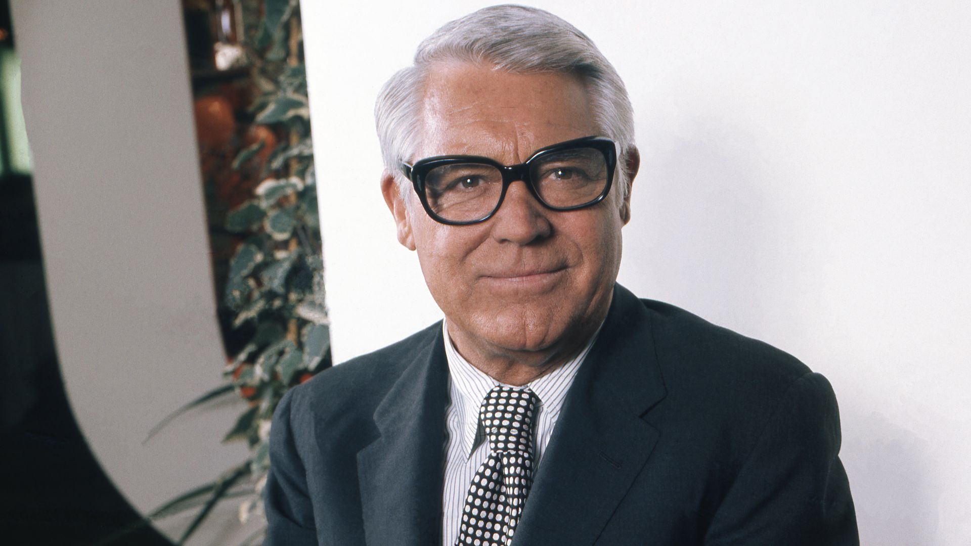 File:Cary Grant in London Allan Warren.jpg