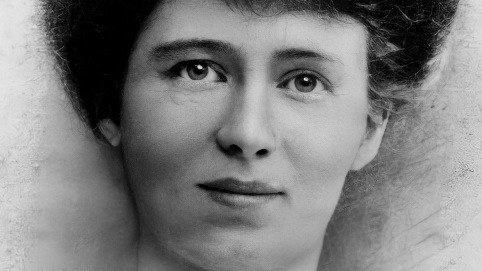 File:Louise de Bettignies (1880-1918) (Remini enhanced).jpg