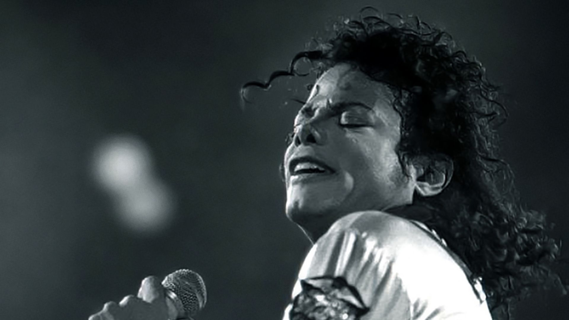 File:Michael Jackson1 1988.jpg