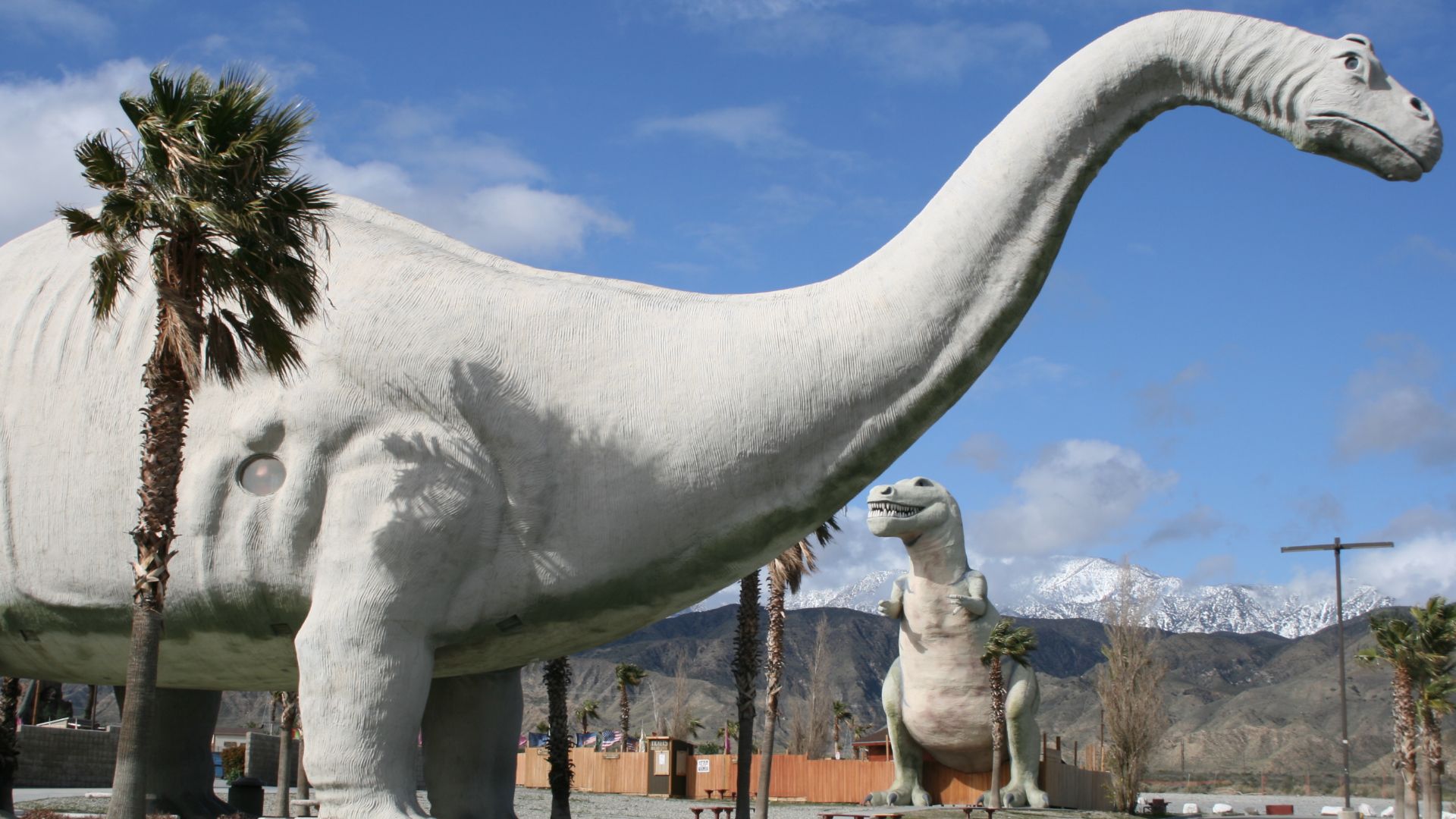 File:Cabazon-Dinosaurs-2.jpg