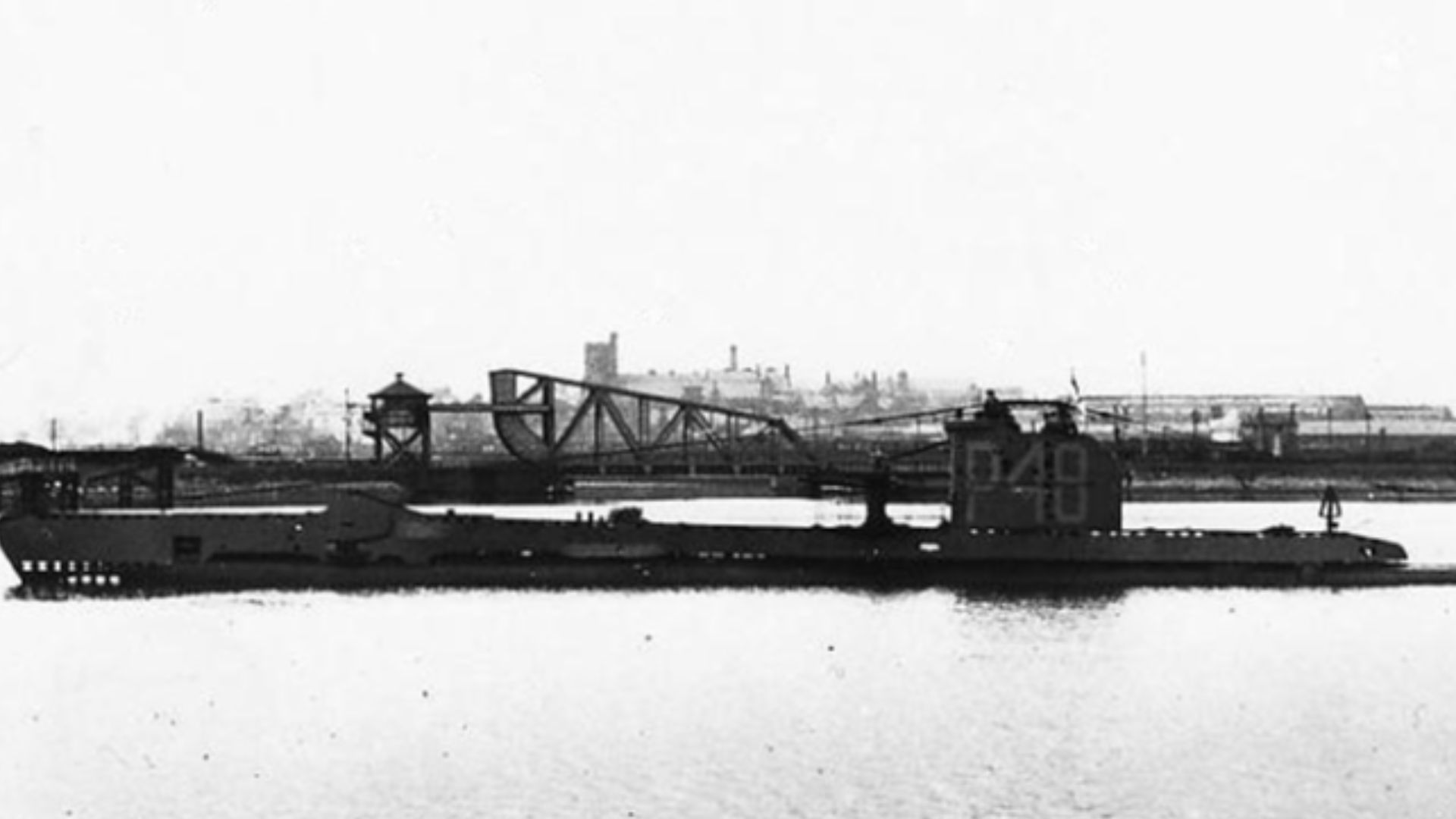 File:Hms p48 submarine.jpg