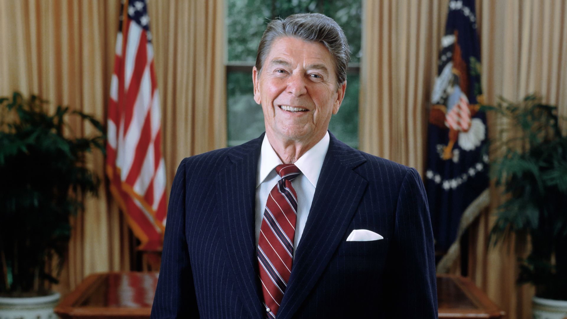 File:Ronald Reagan 1985 presidential portrait.jpg