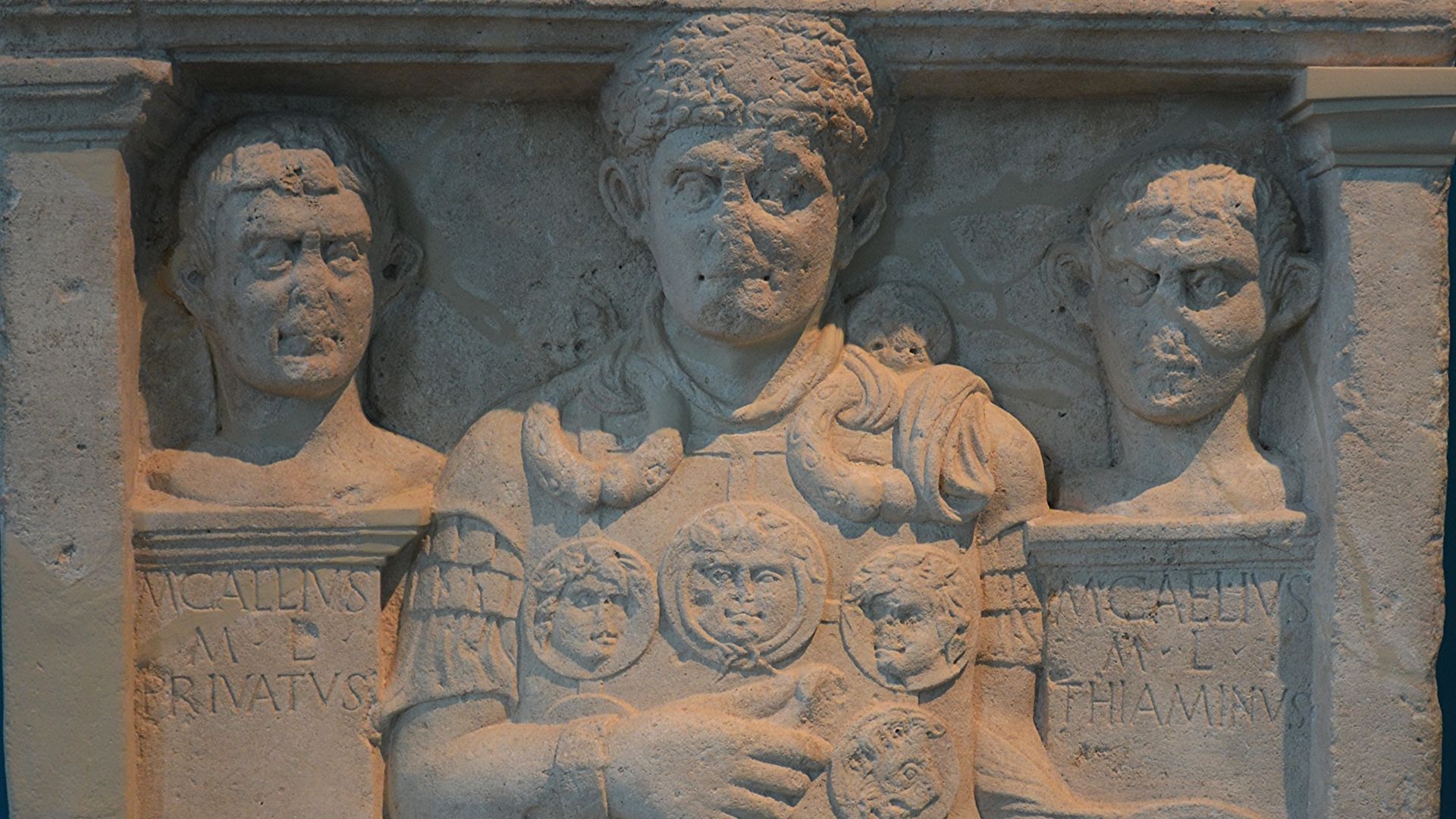 File:Cenotaph of Marcus Caelius, 1st centurion of Legio XVIII, who fell in the war of Varus (Battle in the Teutoburg Forest (9 AD), LVR-LandesMuseum Bonn (9510859222).jpg