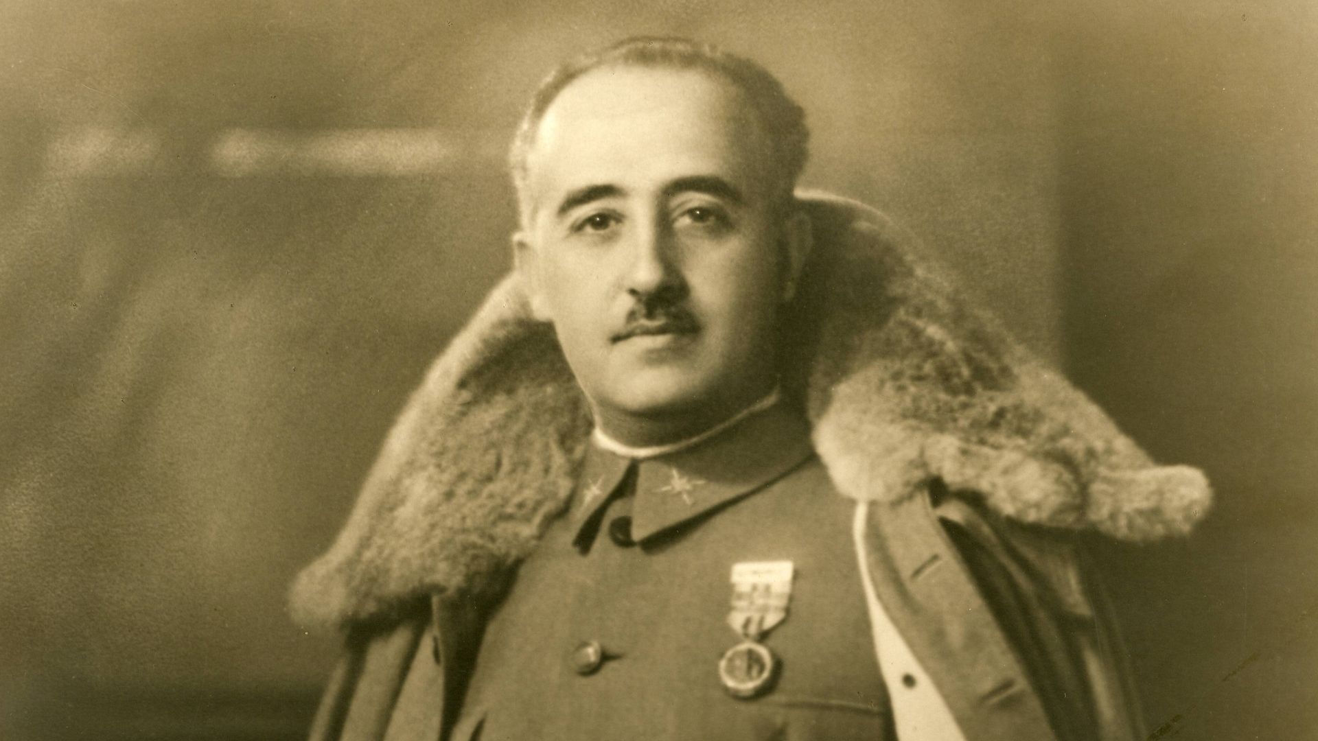 File:Francisco Franco 1930.jpg