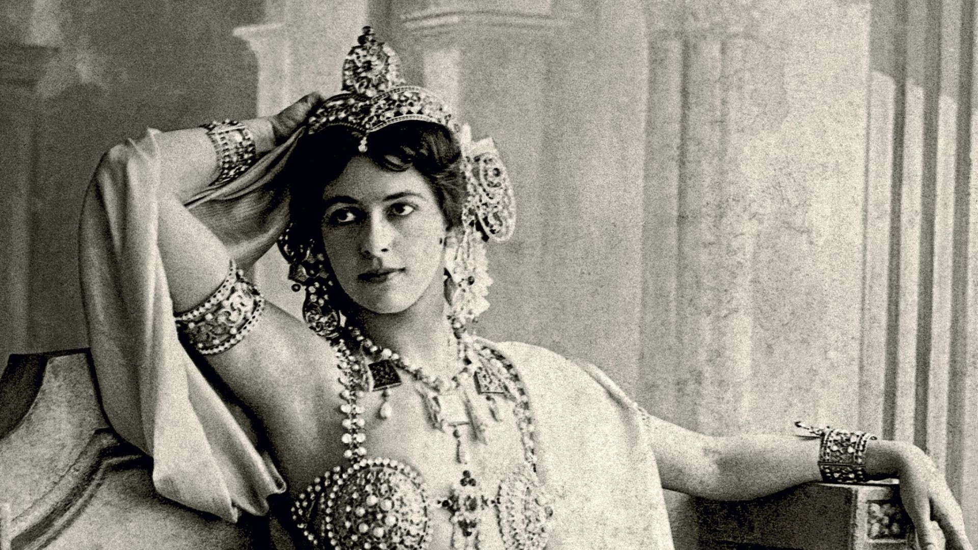 File:Mata Hari 13.jpg