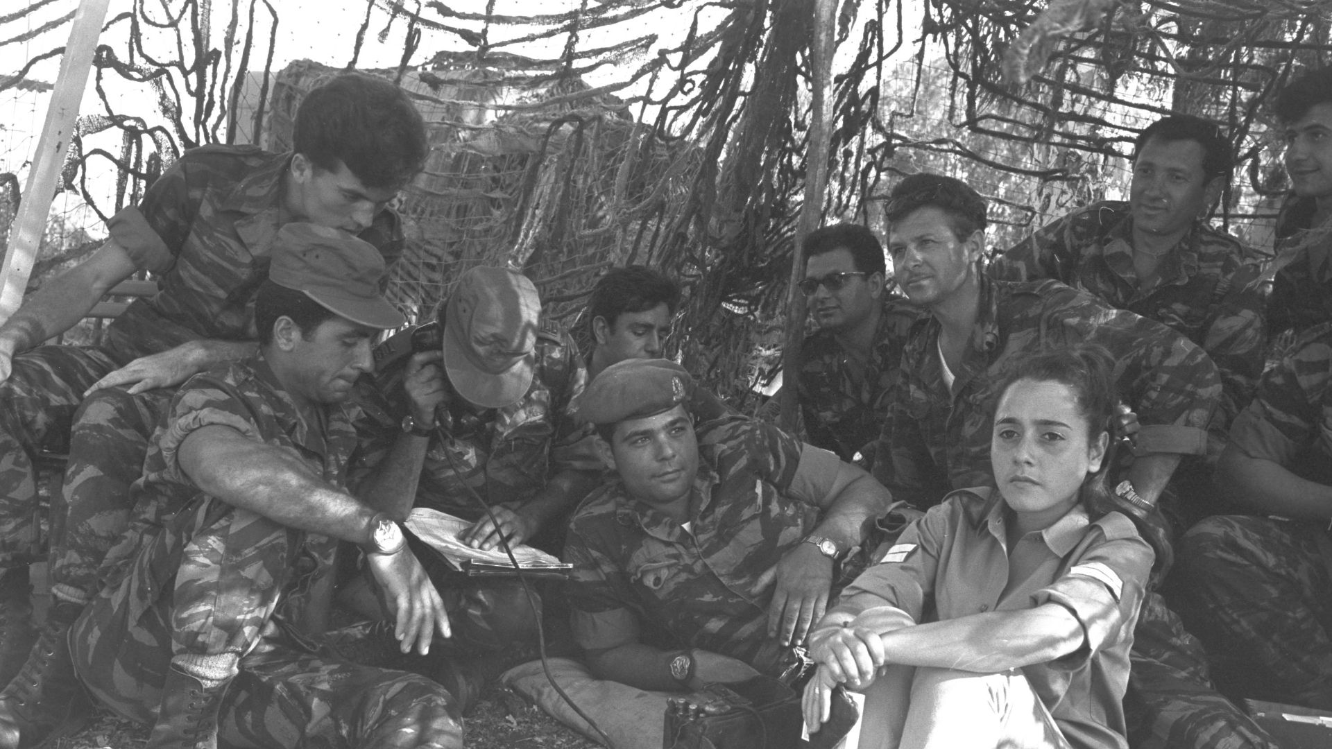 File:Six Day War. Soldiers in the field. May 1967. D325-068.jpg
