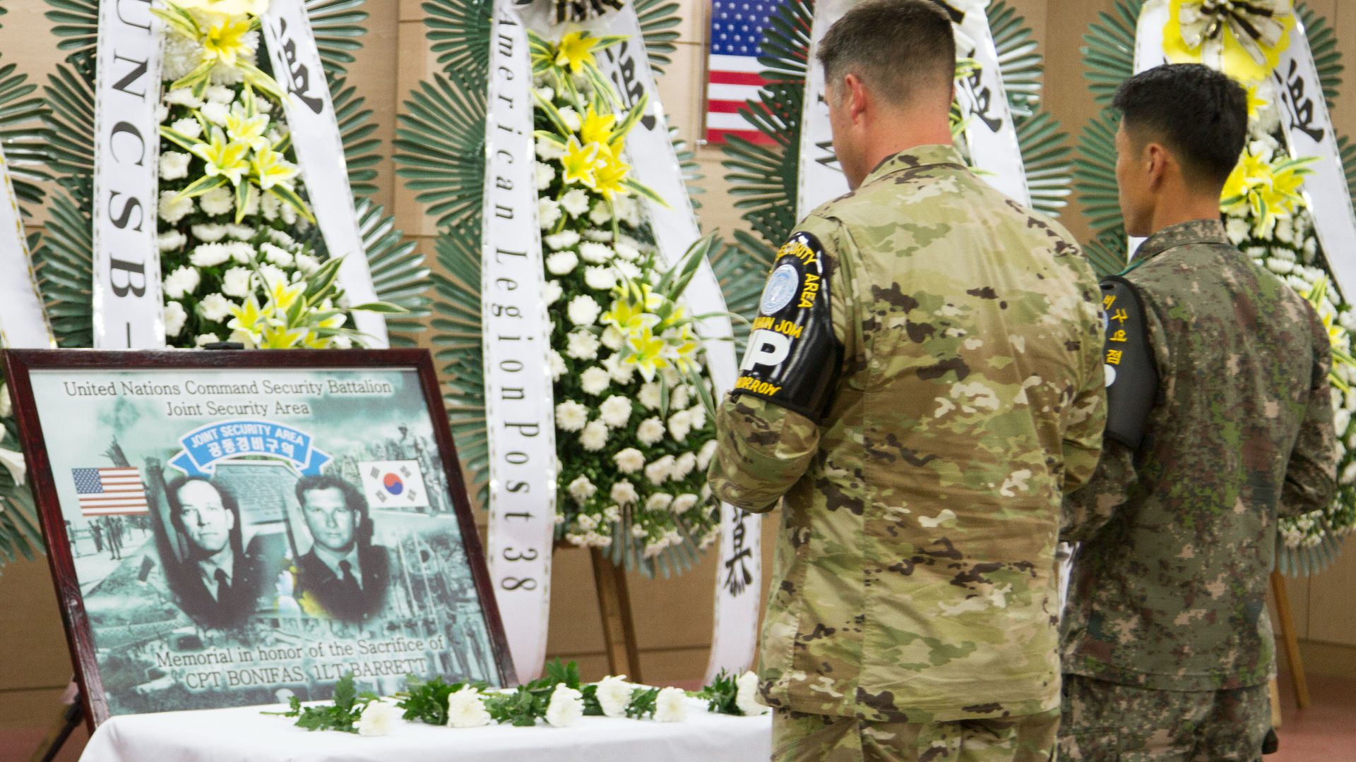 File:US SK Axe Murder Memorial (48774605397).jpg
