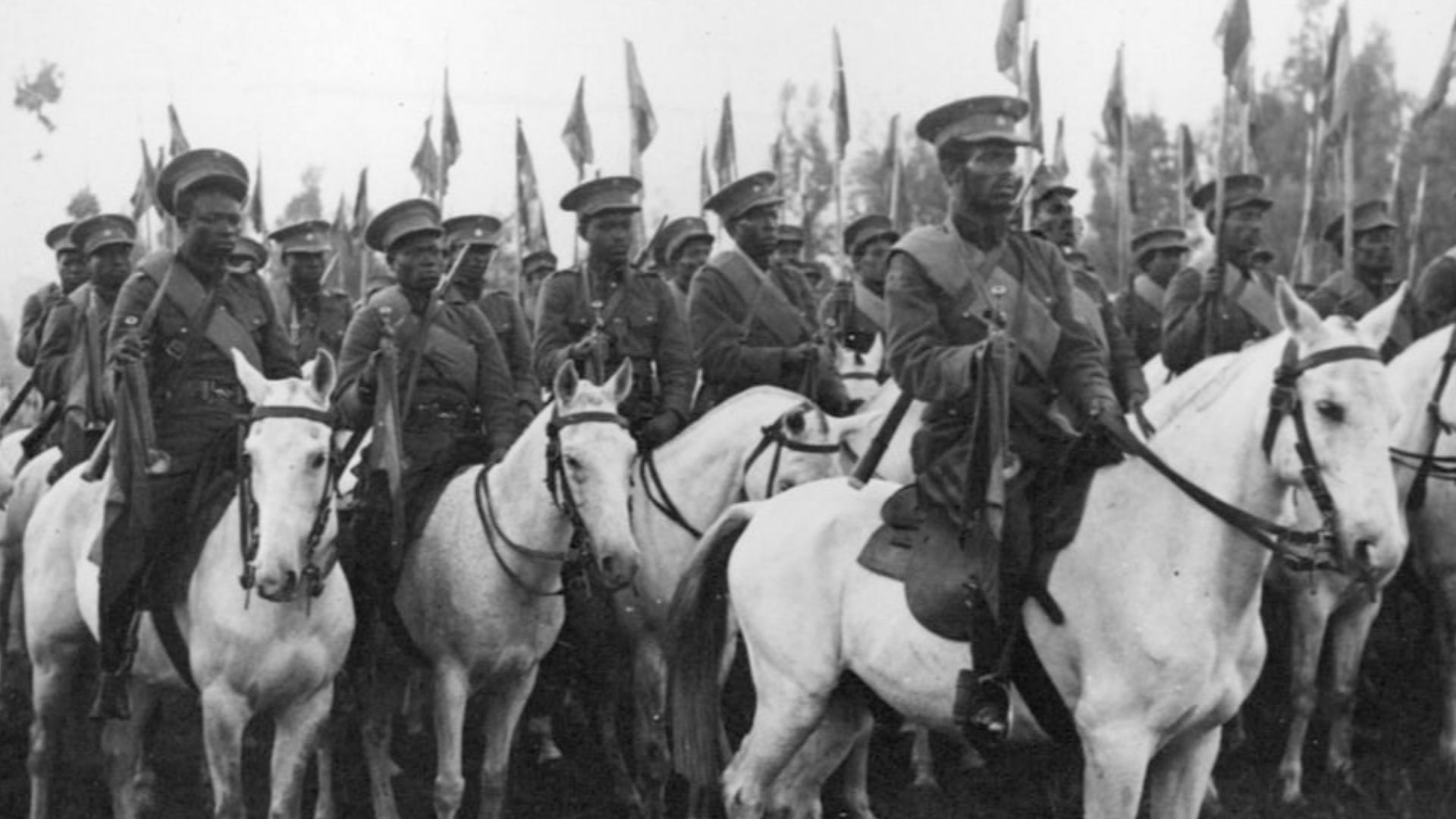 File:Abyssinian-soldiers-1936-142348340618.jpg