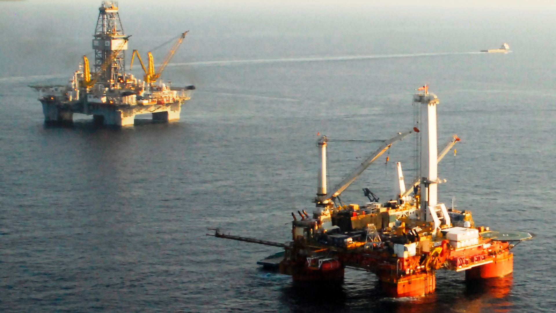 File:Deepwater Horizon oil spill - static kill.jpg