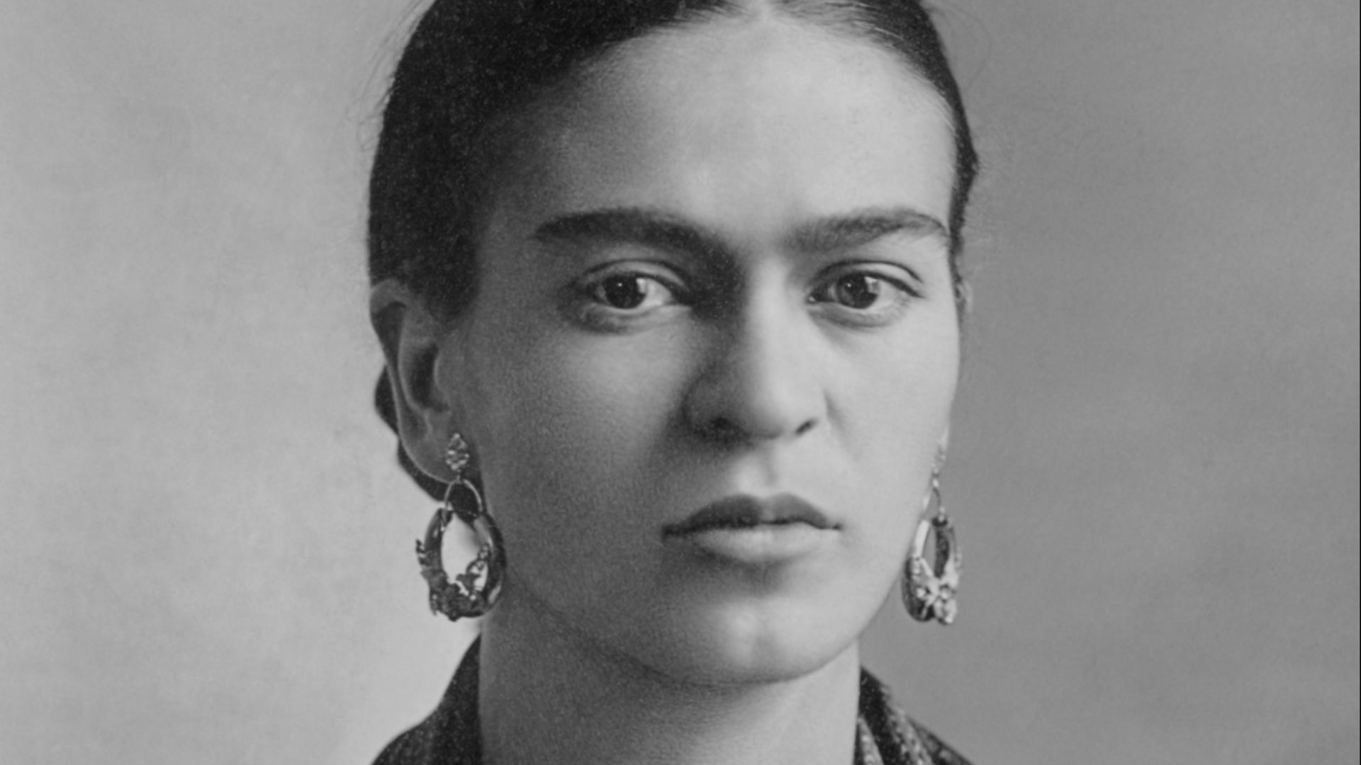 File:Frida Kahlo, by Guillermo Kahlo.jpg