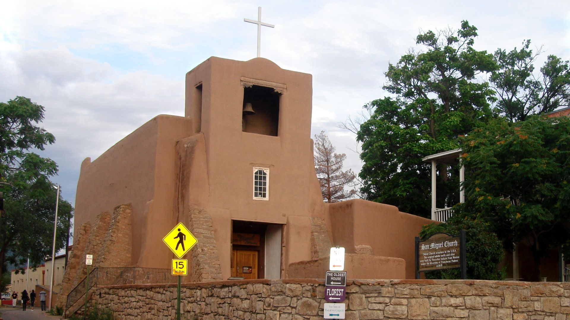File:San Miguel Chapel, 401 Old Santa Fe Trail, Santa Fe, NM, USA - panoramio (1).jpg