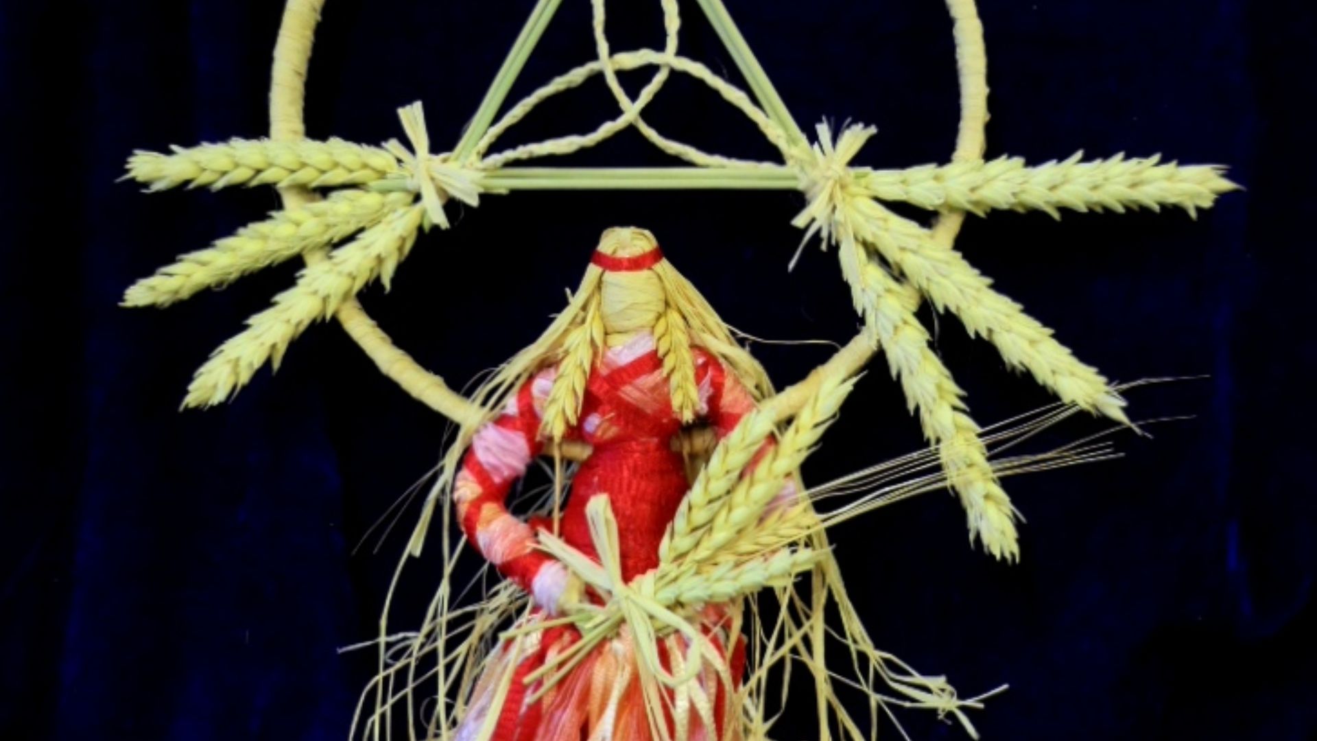 File:A Contemporary Goddess of the corn . Corn Mother.JPG