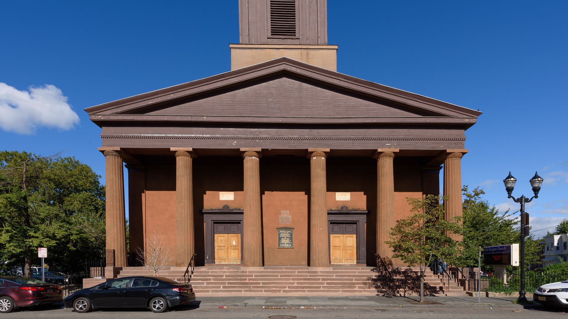 File:Old Bergen Church Jersey City August 2020.jpg