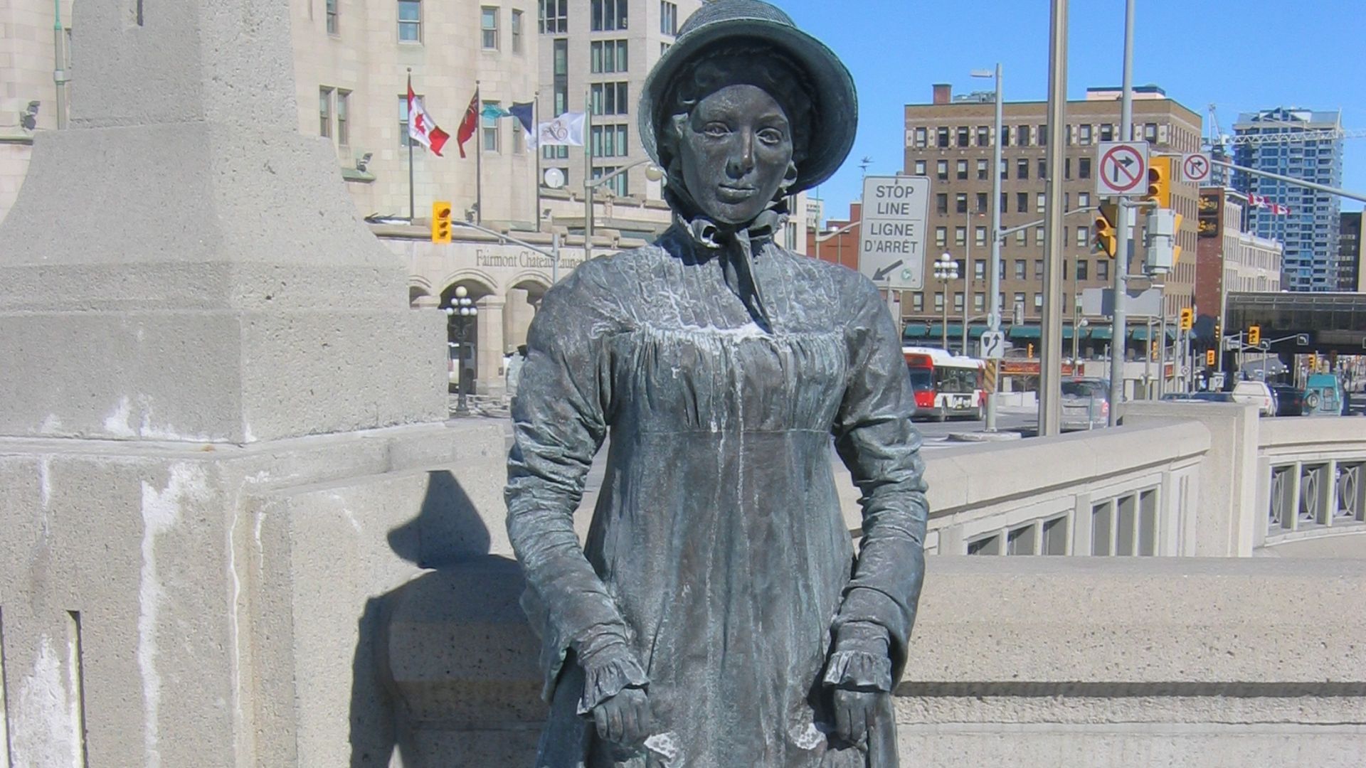 File:Laura Secord statue.jpg